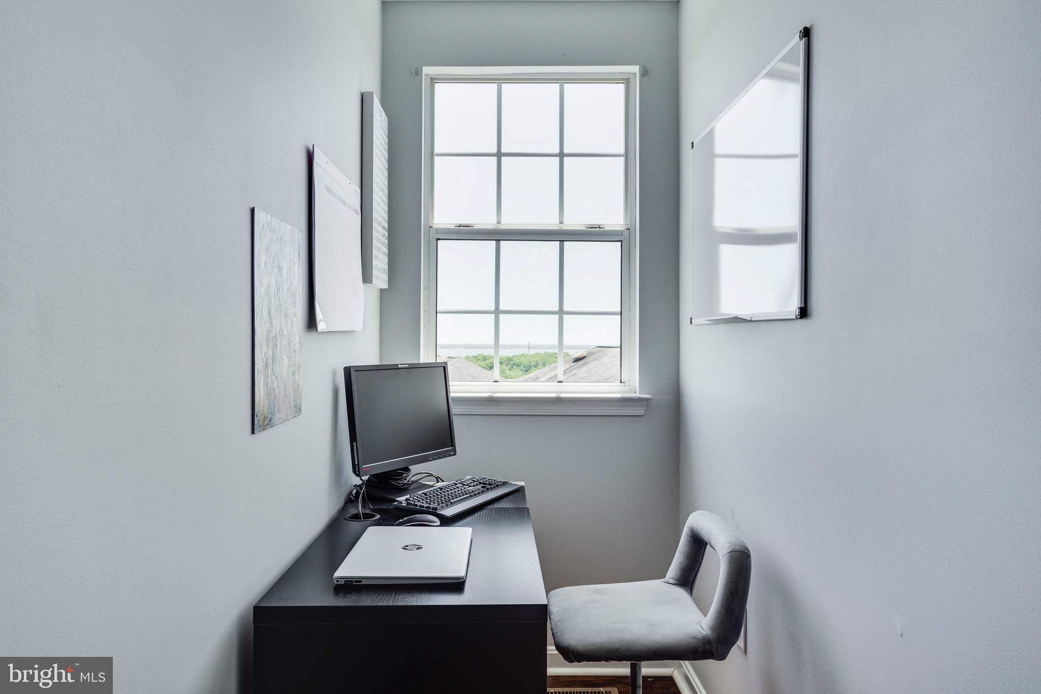 SUMMERHOUSE CONDO - Residential