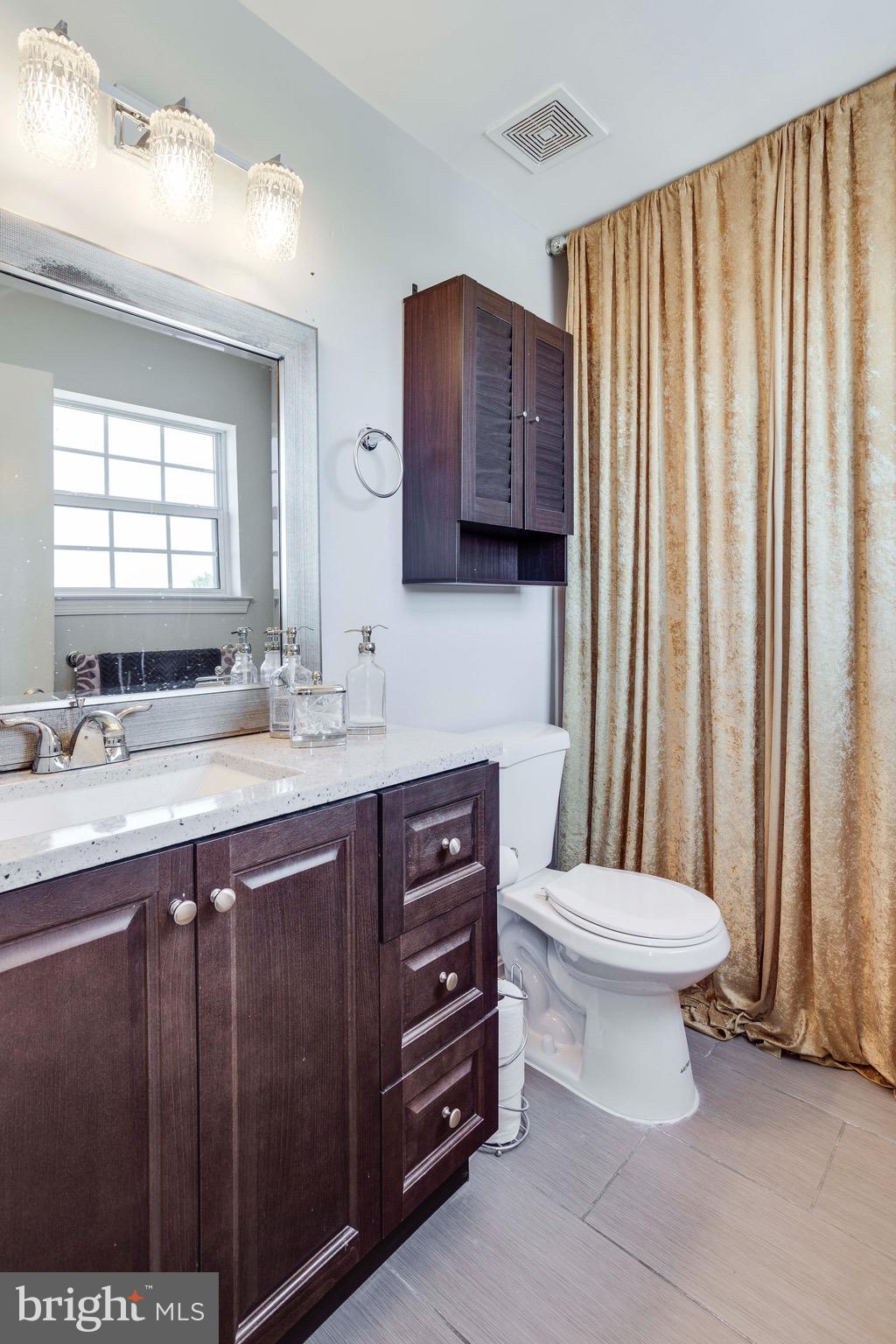 SUMMERHOUSE CONDO - Residential