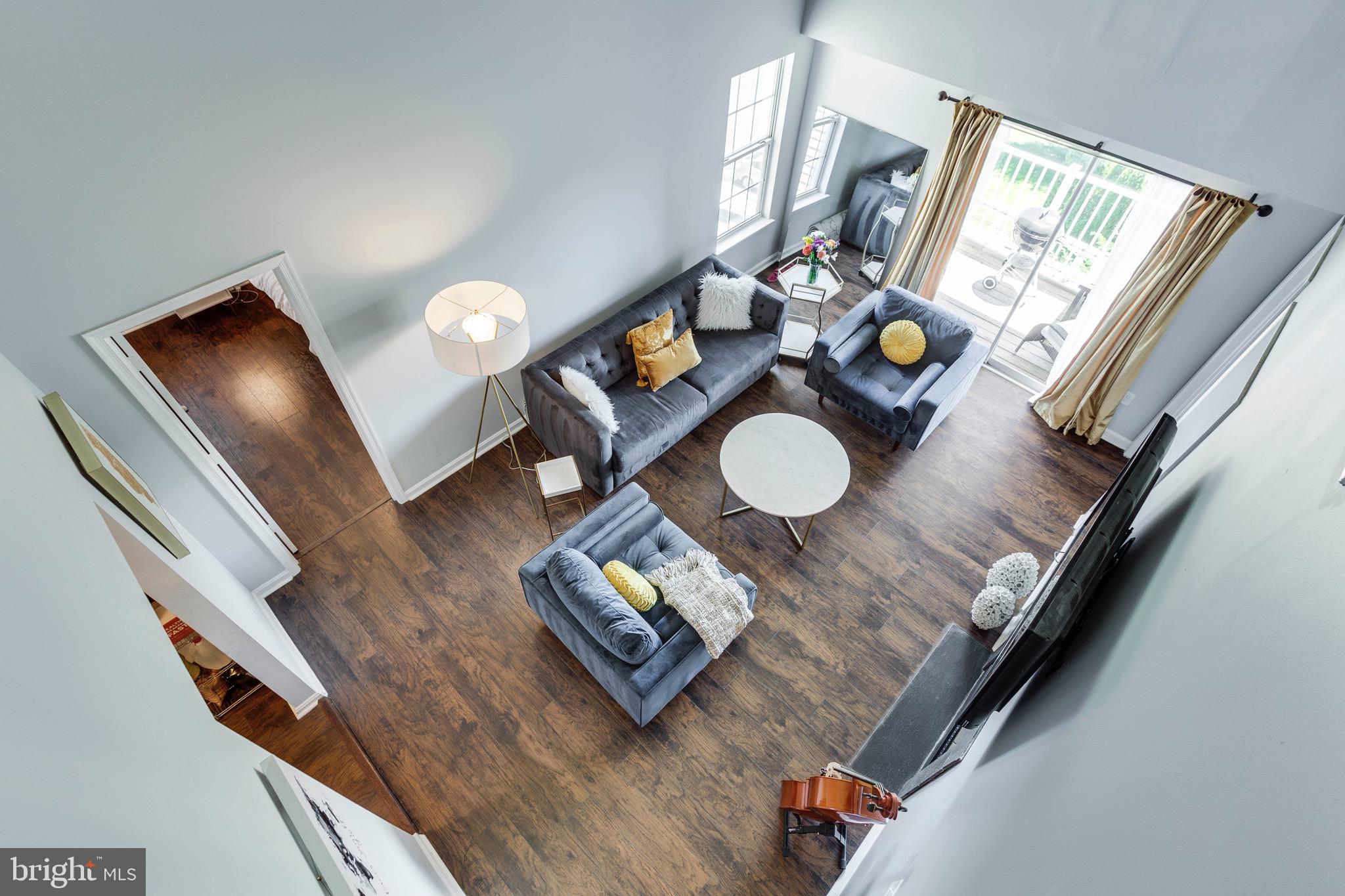 SUMMERHOUSE CONDO - Residential