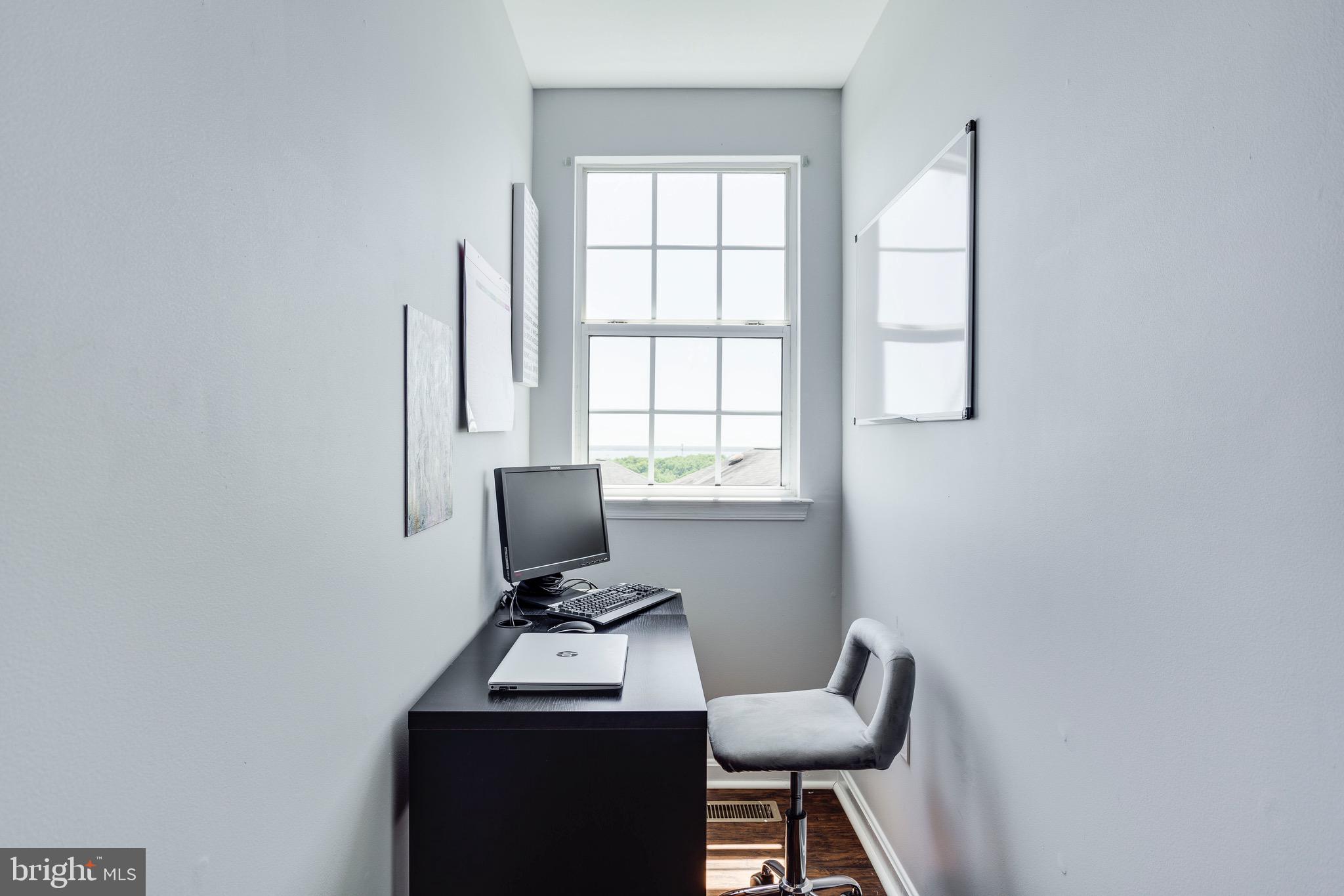 SUMMERHOUSE CONDO - Residential