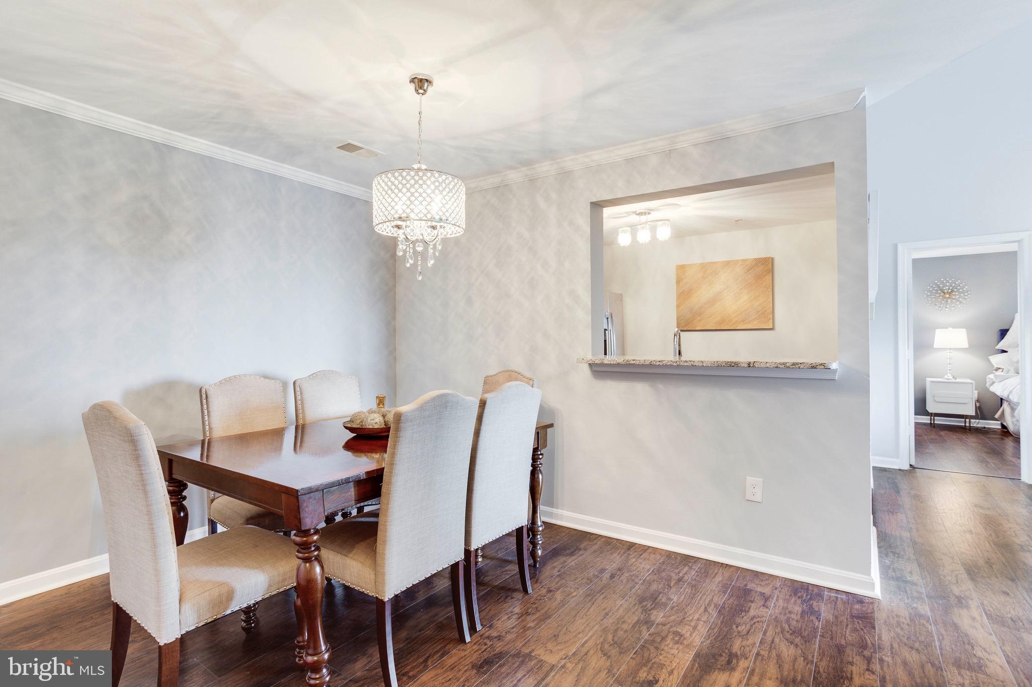 SUMMERHOUSE CONDO - Residential