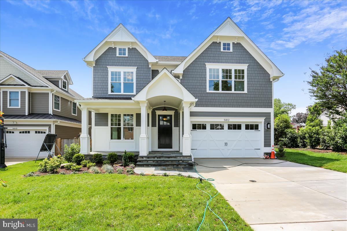 HENDRY ESTATES - Residential