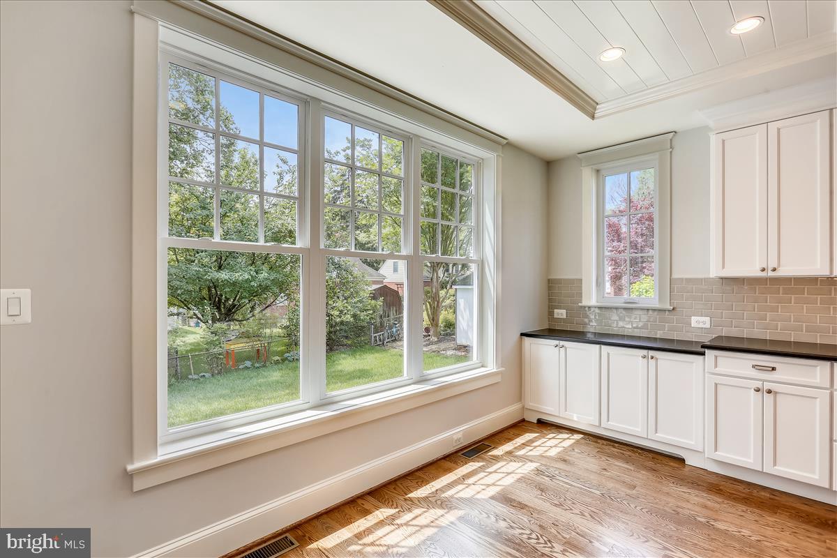 HENDRY ESTATES - Residential