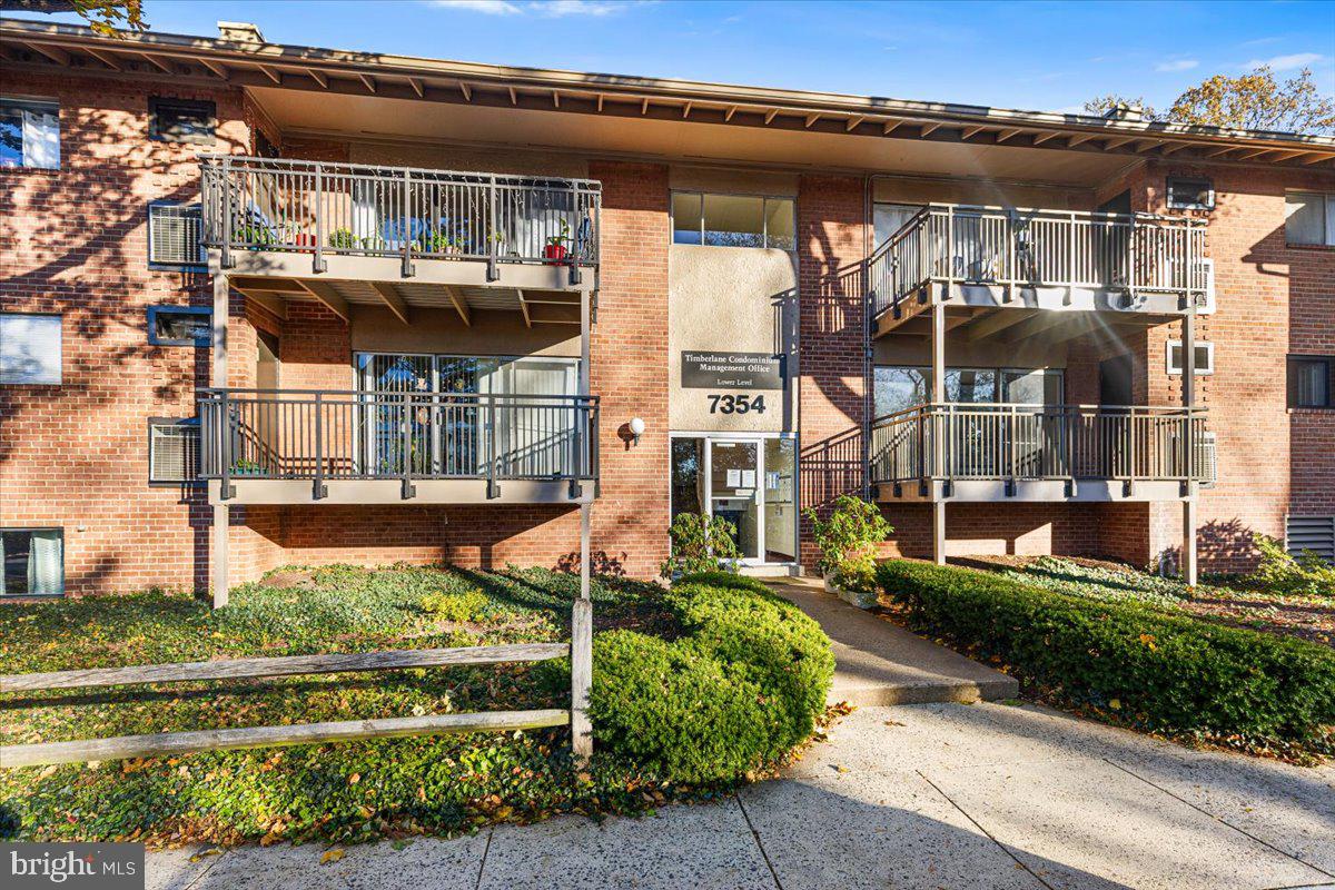 TIMBERLANE VILLAGE GARDEN CONDOMINIUMS - Residential