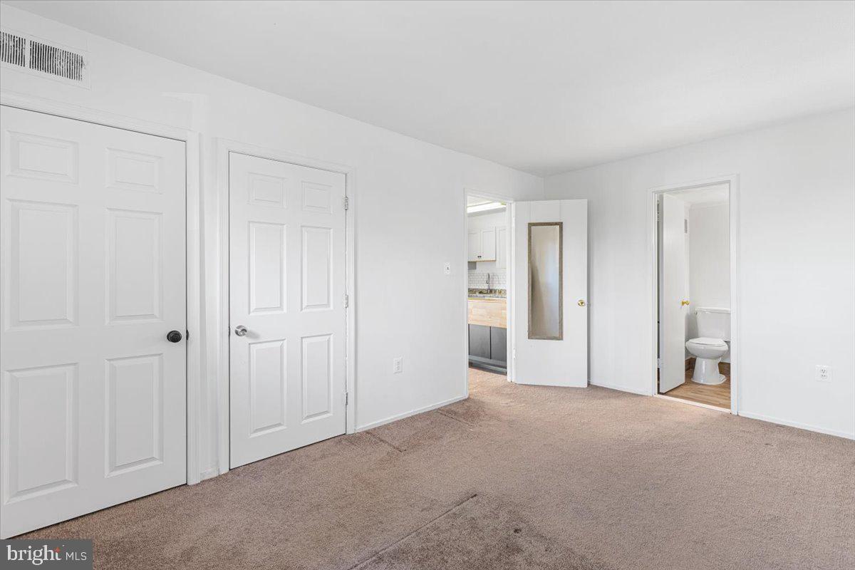 TIMBERLANE VILLAGE GARDEN CONDOMINIUMS - Residential