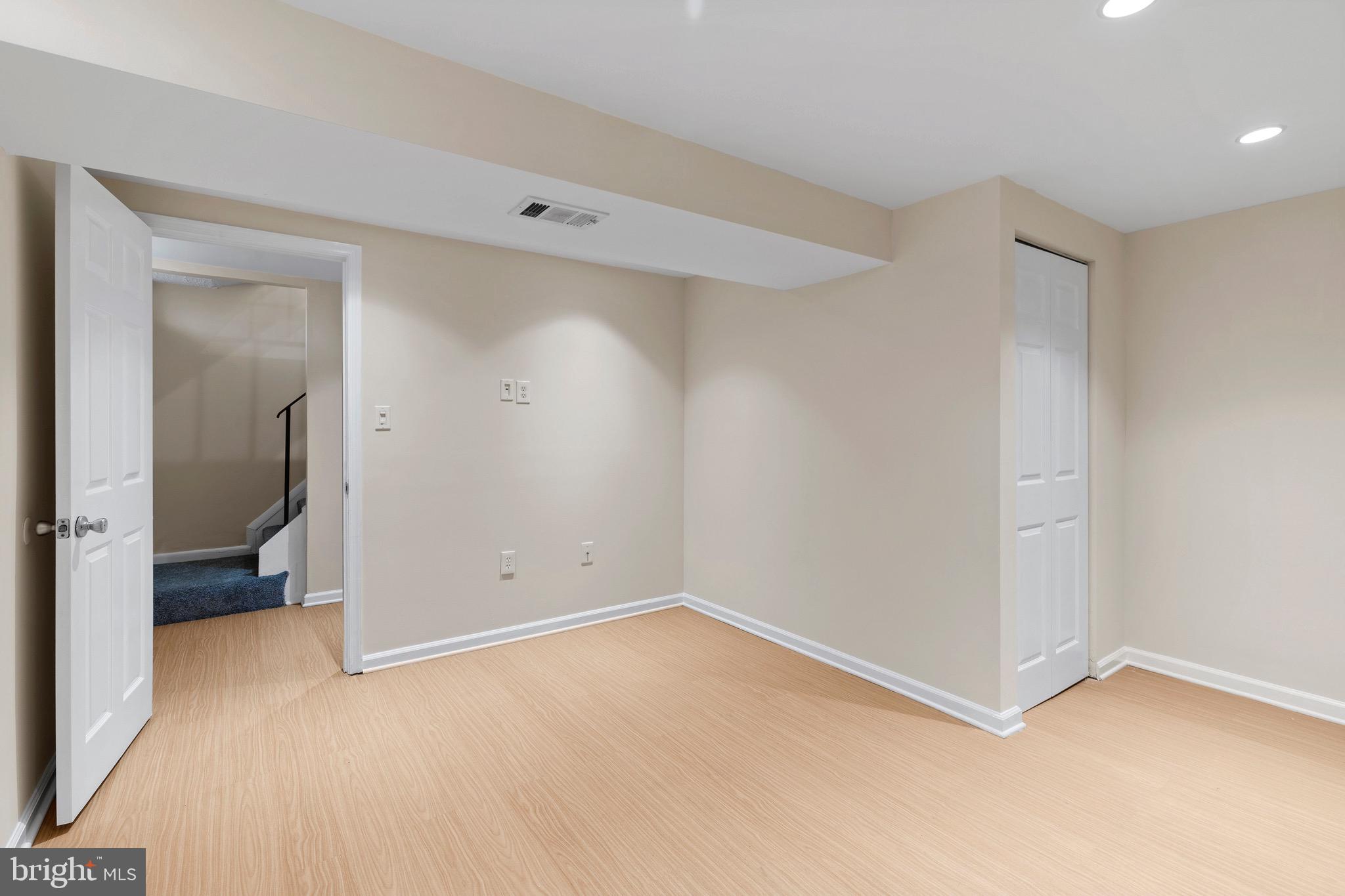 BROOKSHIRE - Residential Lease