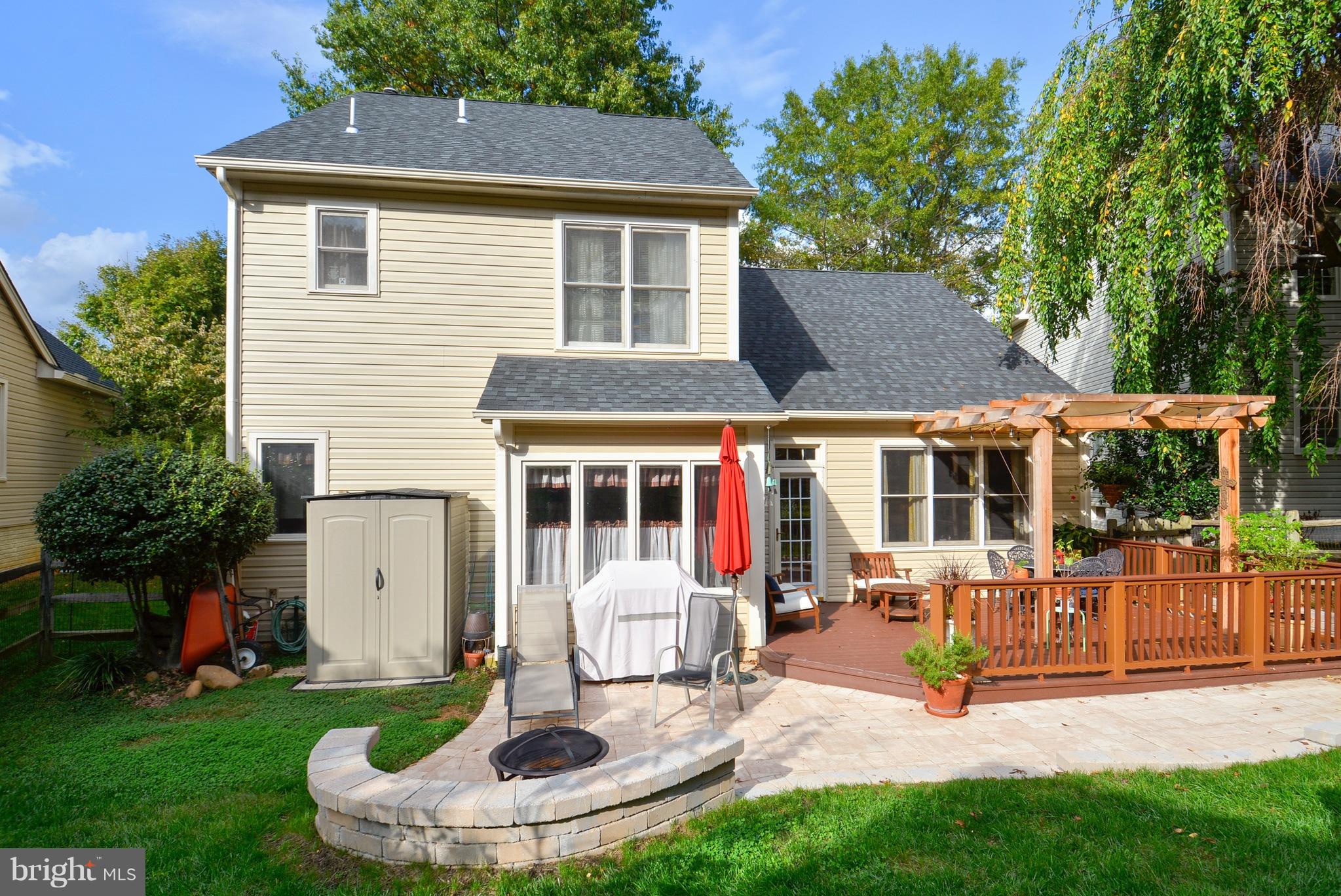 POTOMAC LAKES - Residential