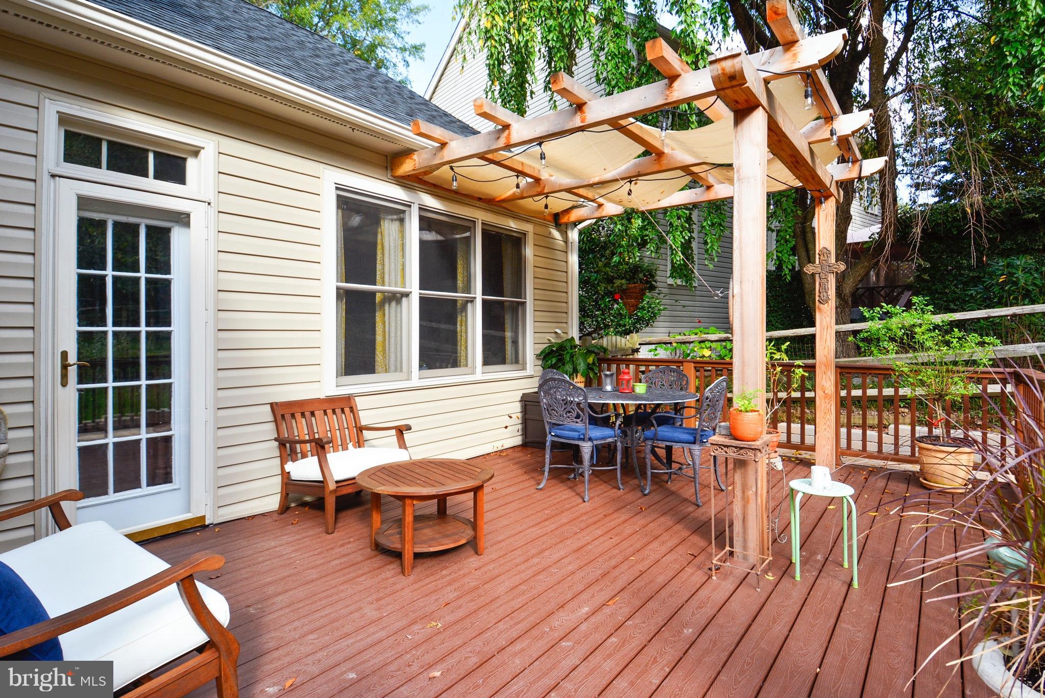 POTOMAC LAKES - Residential