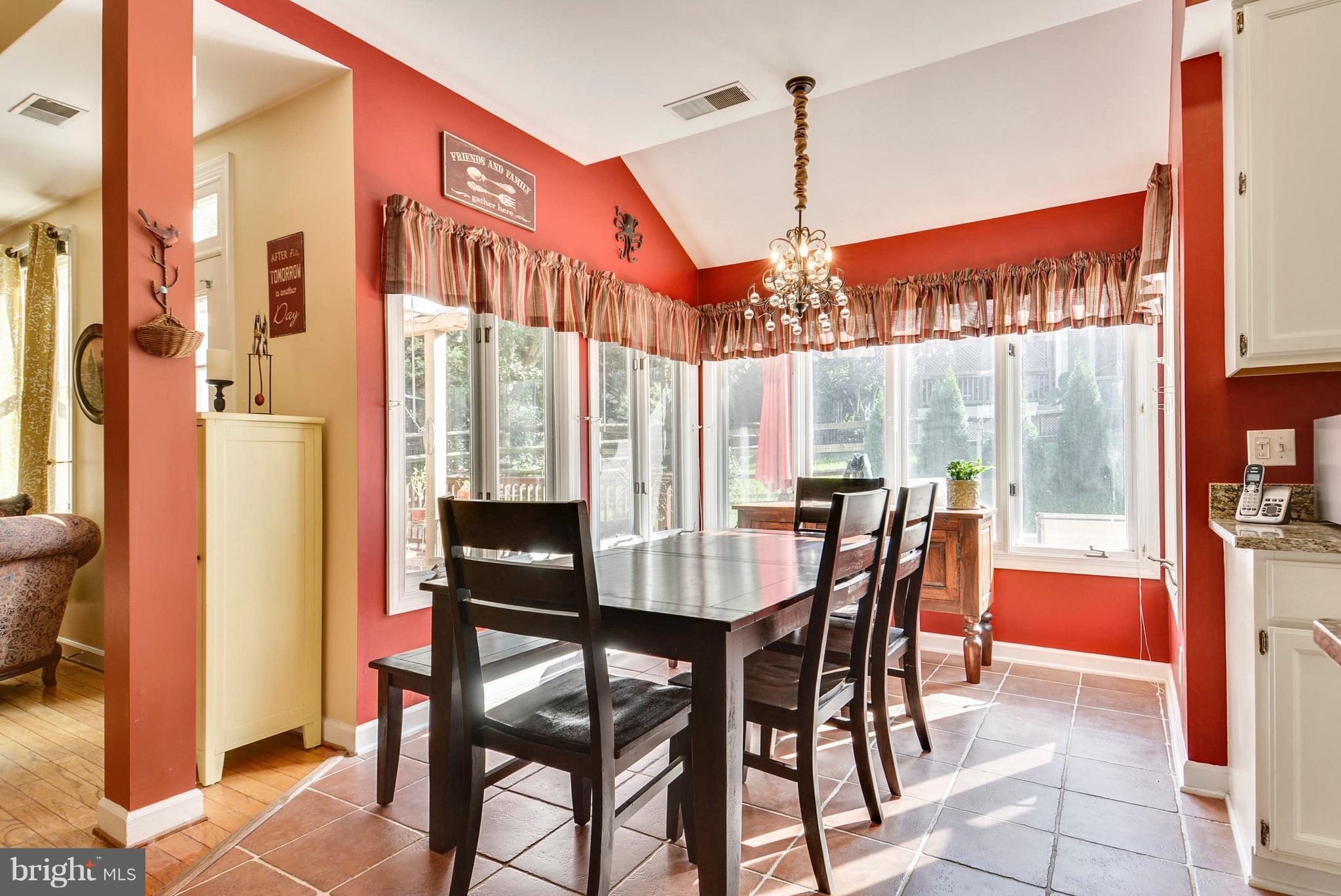 POTOMAC LAKES - Residential