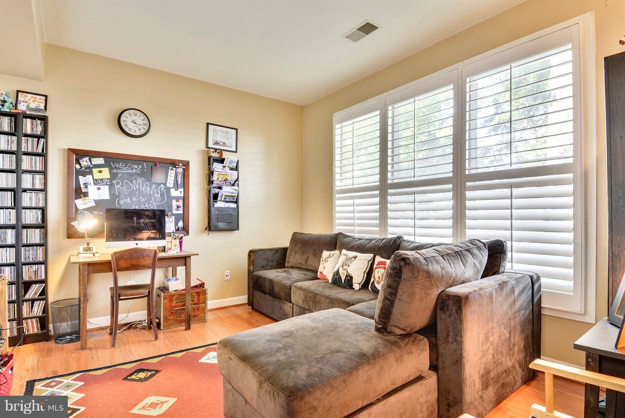 POTOMAC LAKES - Residential