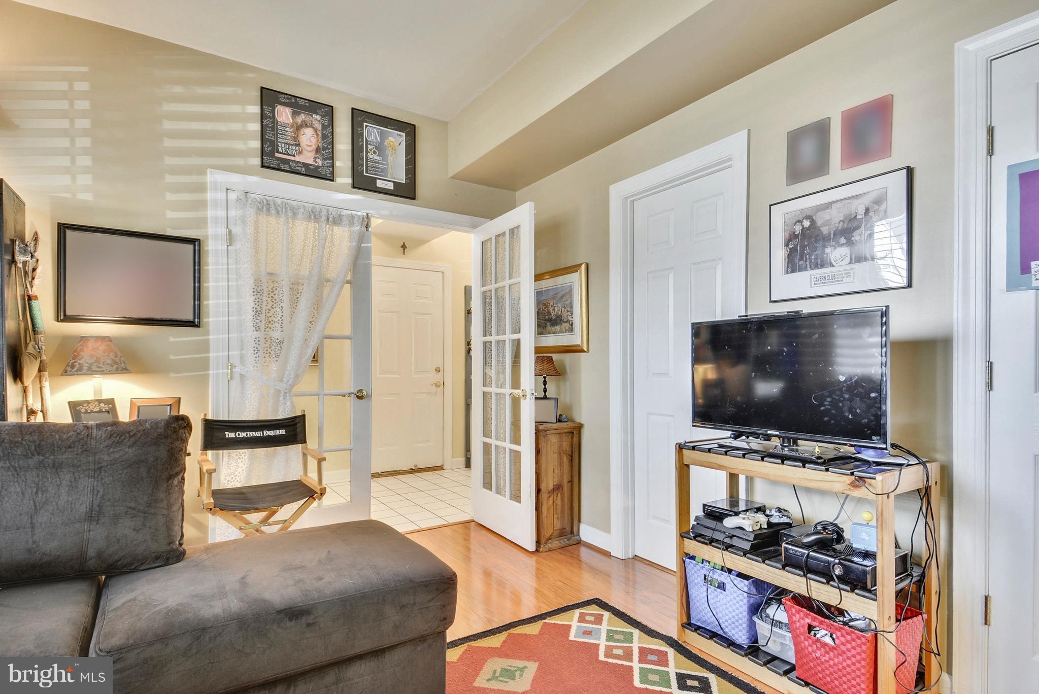 POTOMAC LAKES - Residential