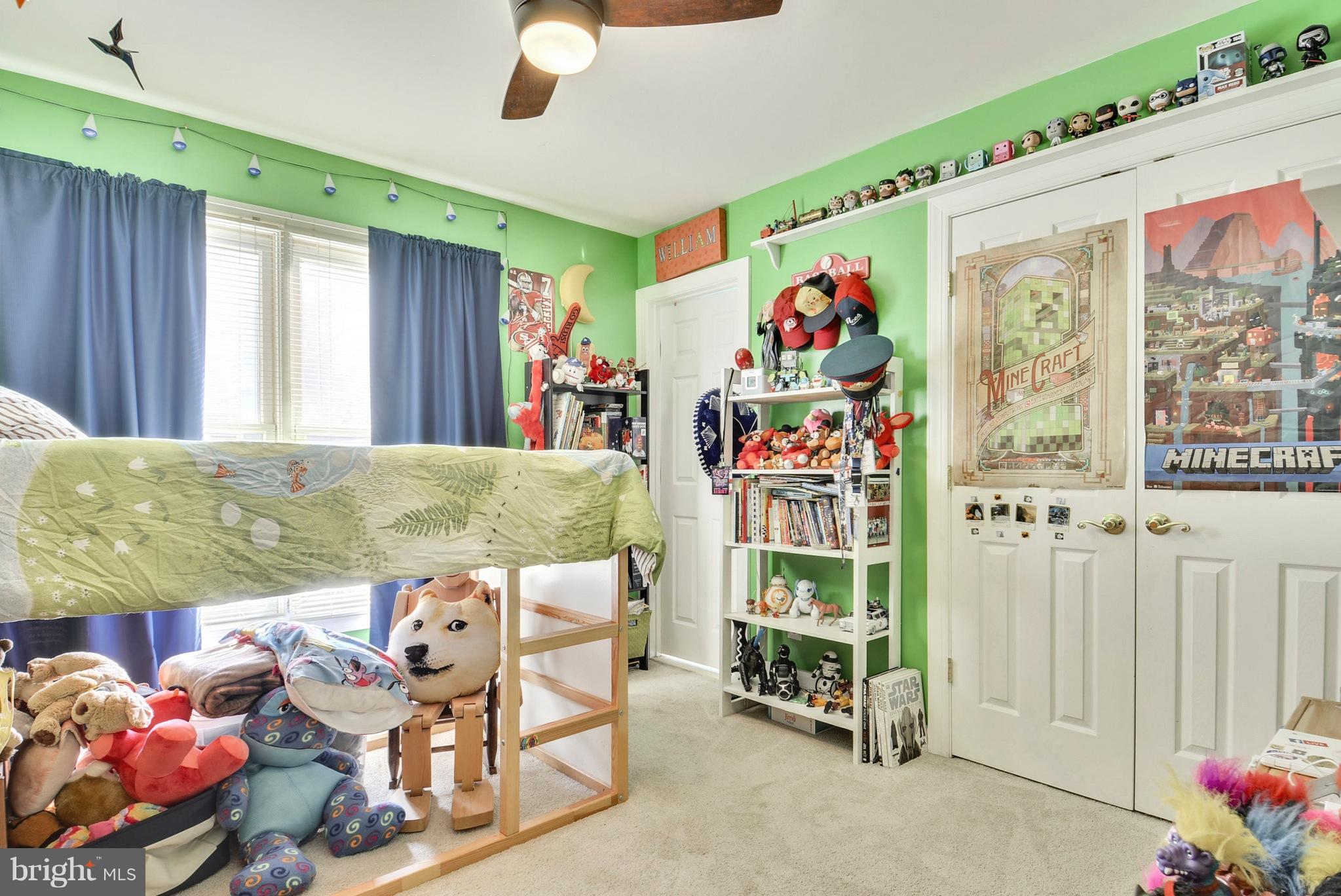 POTOMAC LAKES - Residential