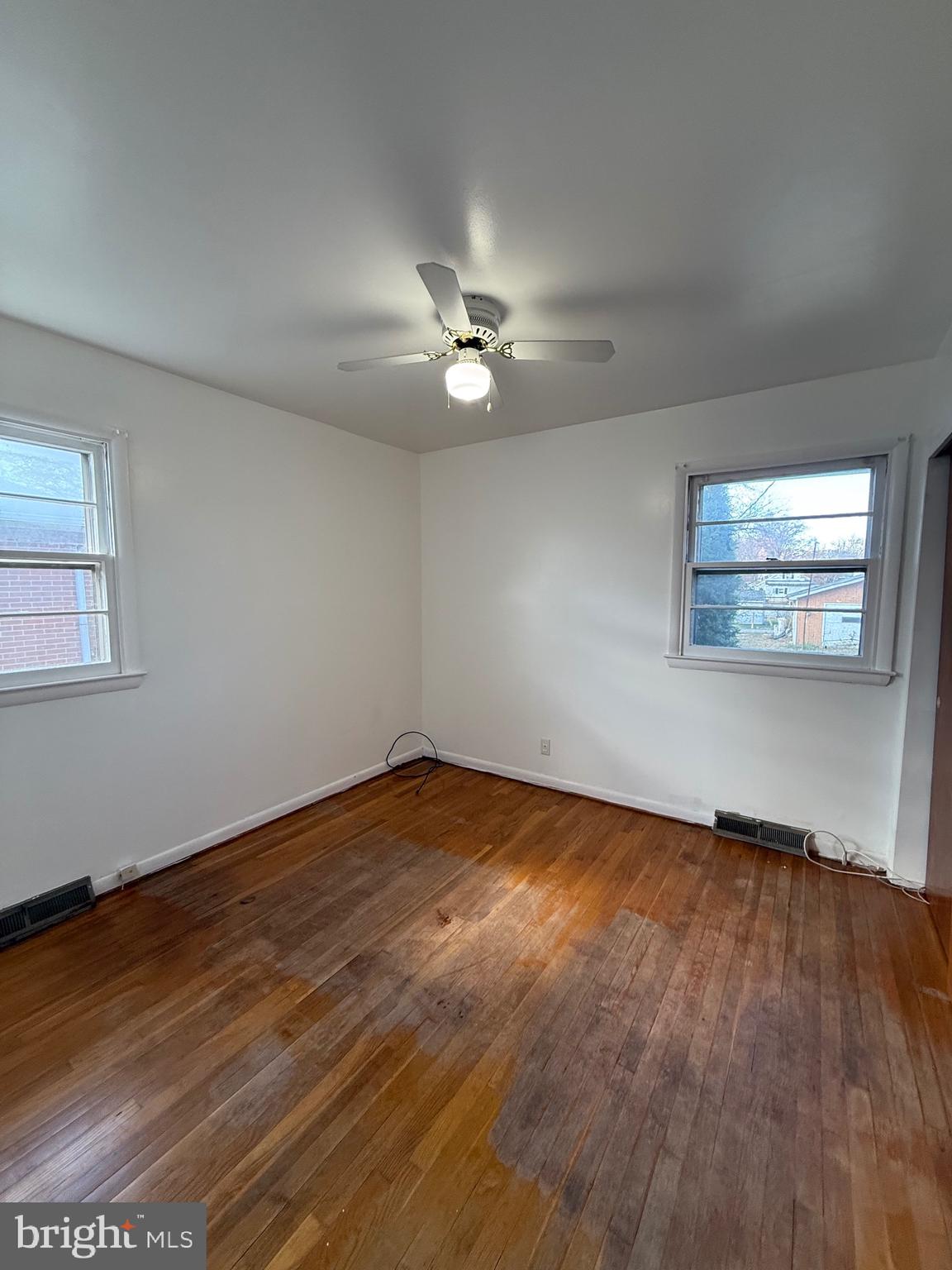 EDGEMERE/SPARROWS POINT - Residential Lease