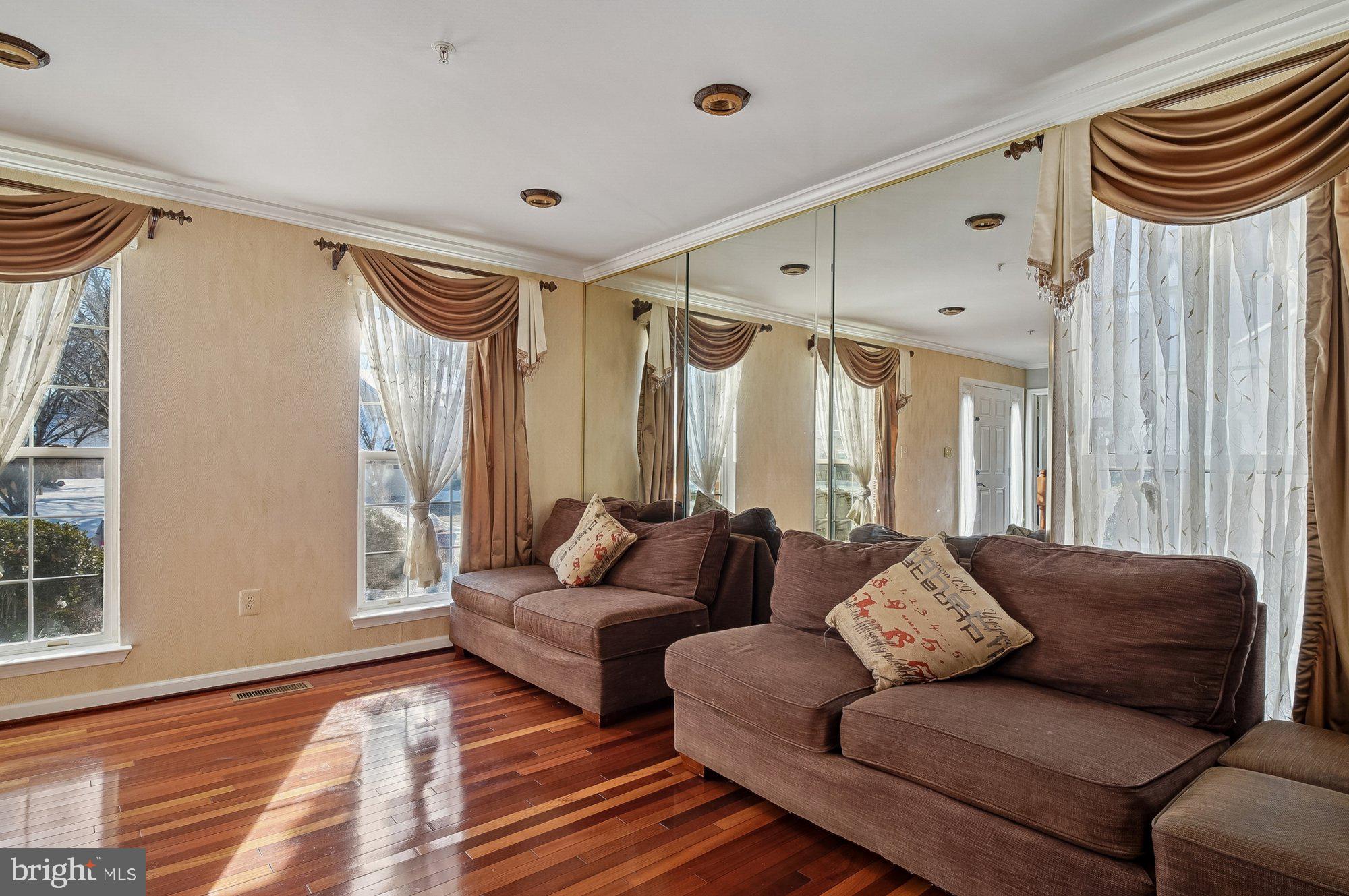 2903 EAGLES NEST DRIVE