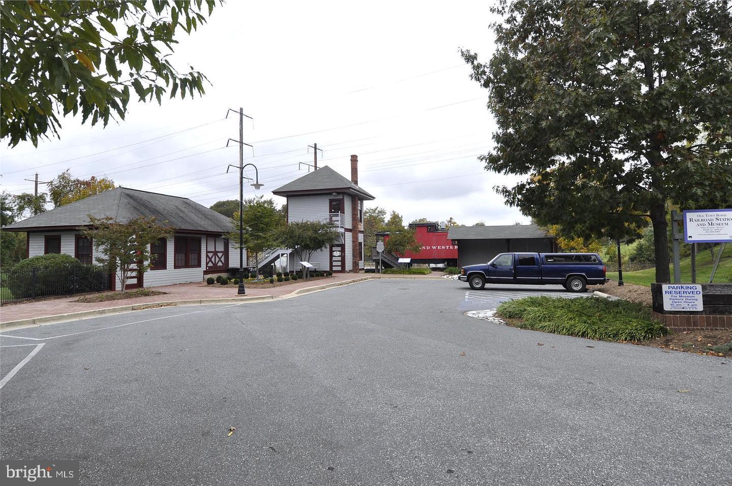 COVINGTON - Residential