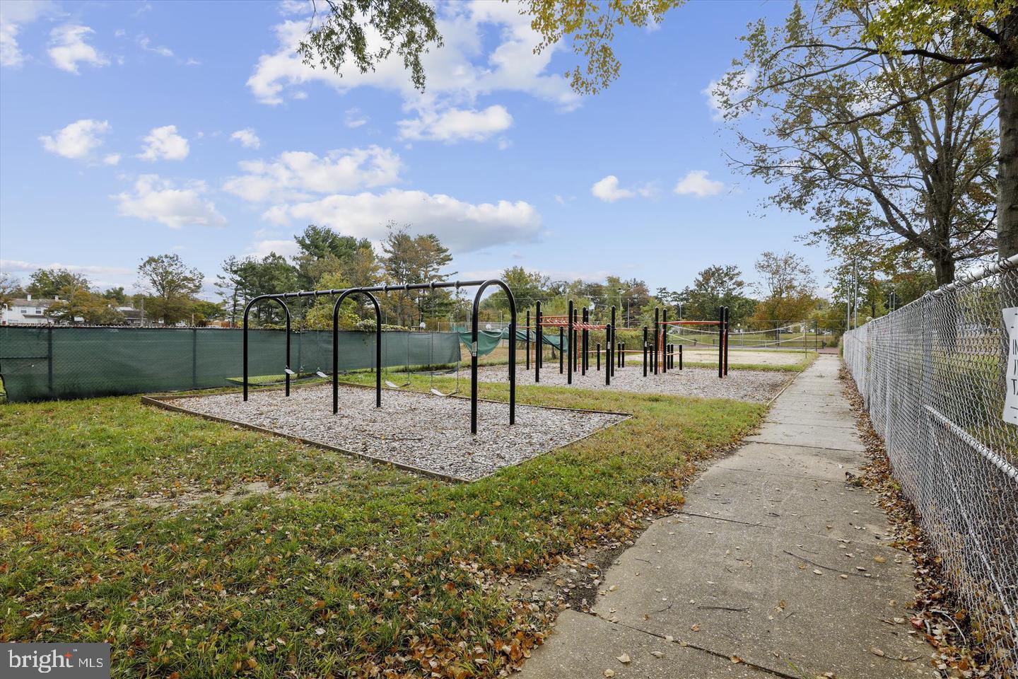 COVINGTON - Residential