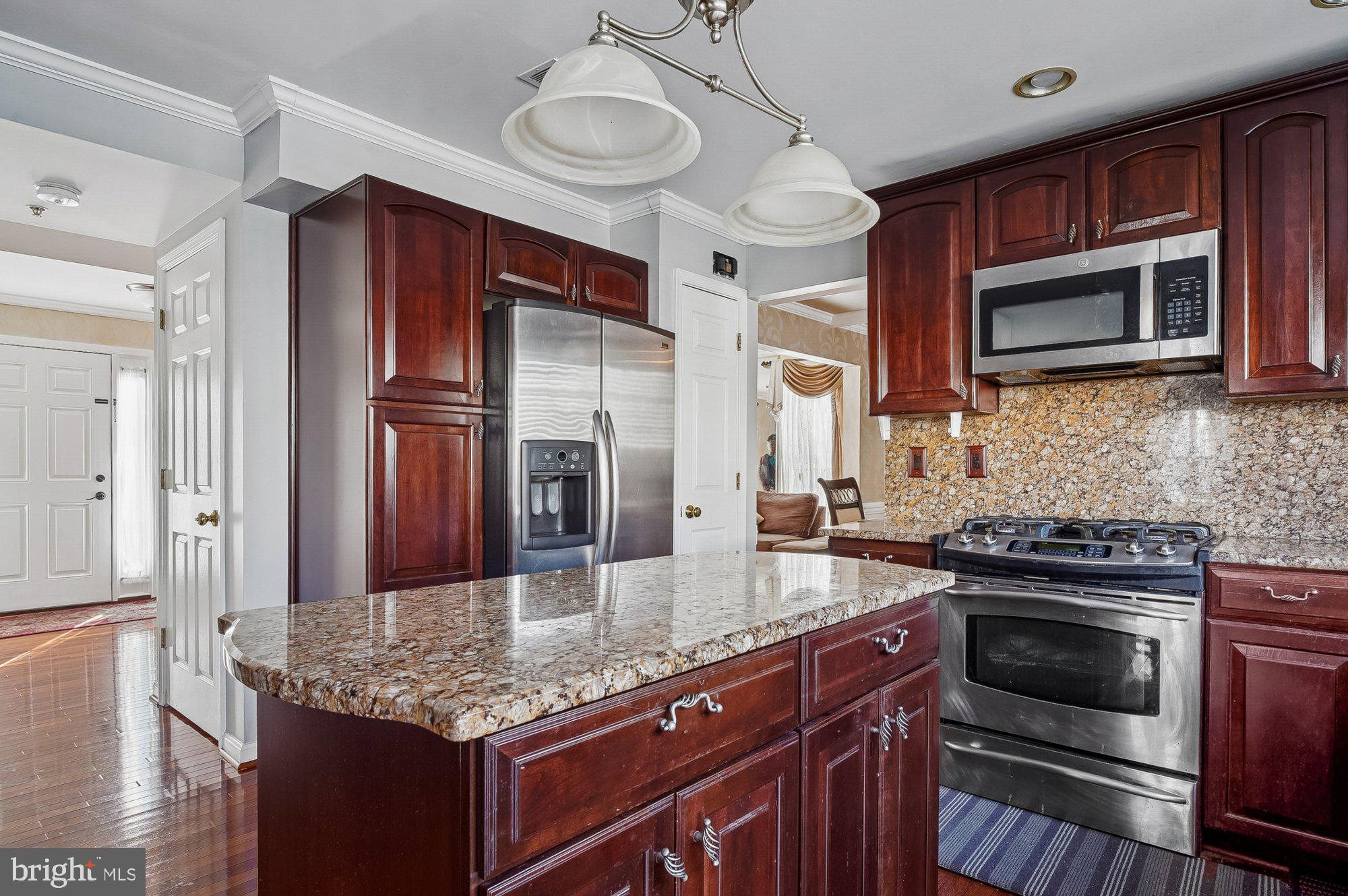 2903 EAGLES NEST DRIVE