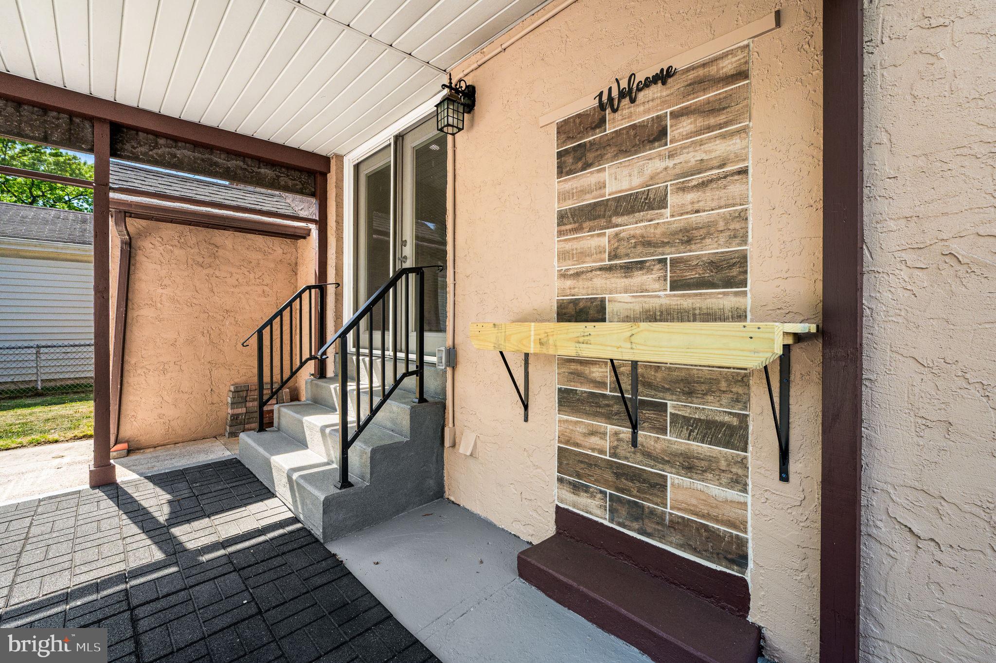 LESTER - Residential