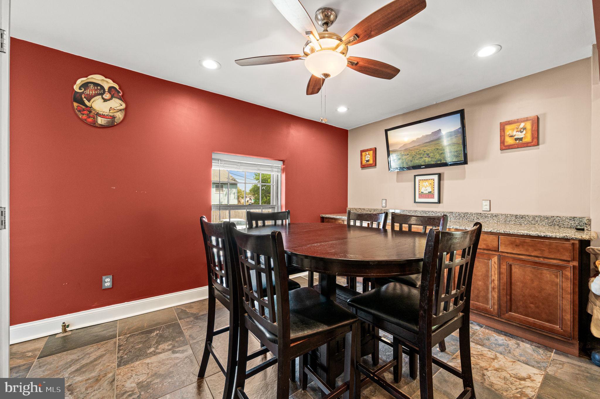 LESTER - Residential