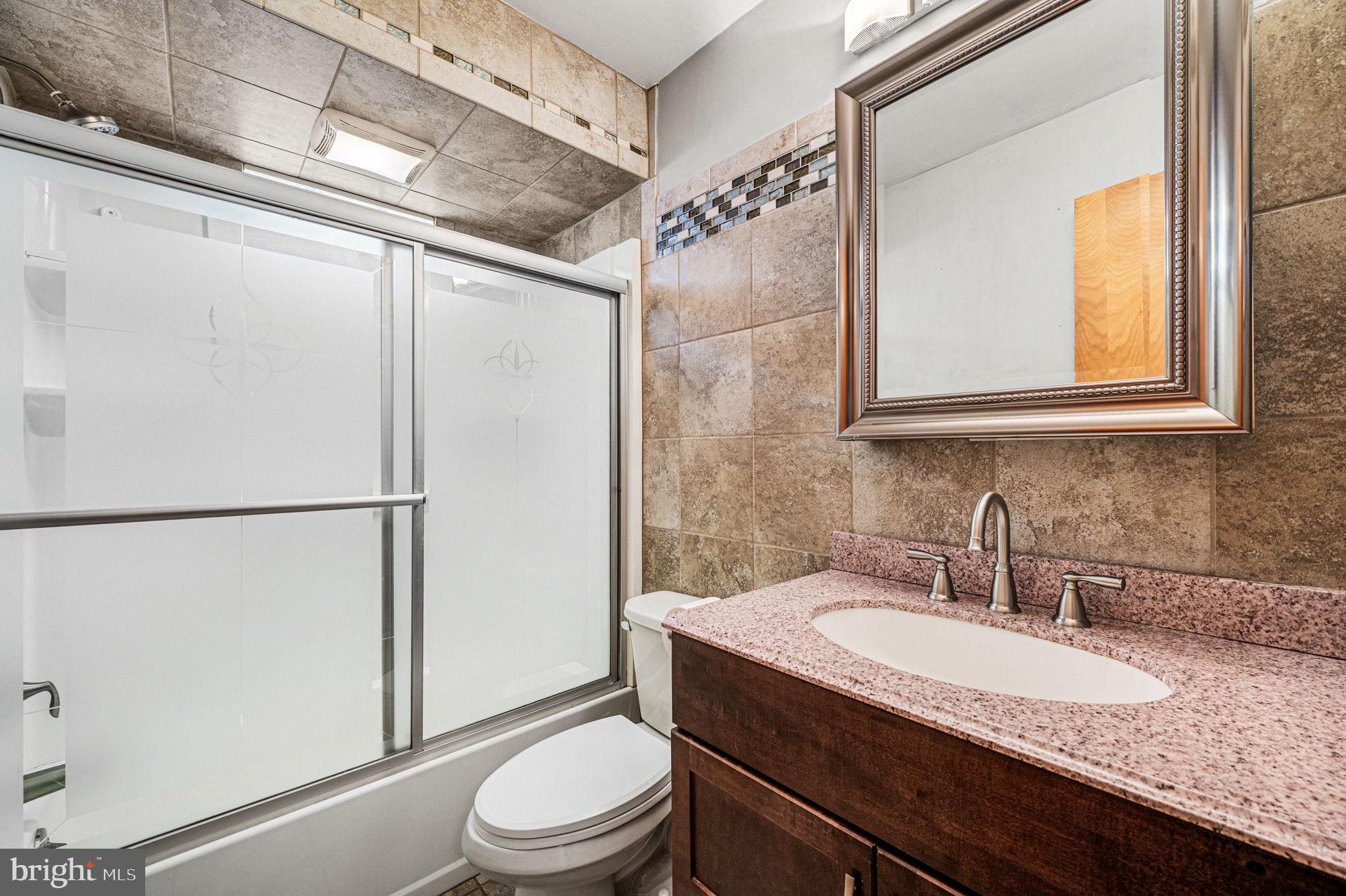 LESTER - Residential