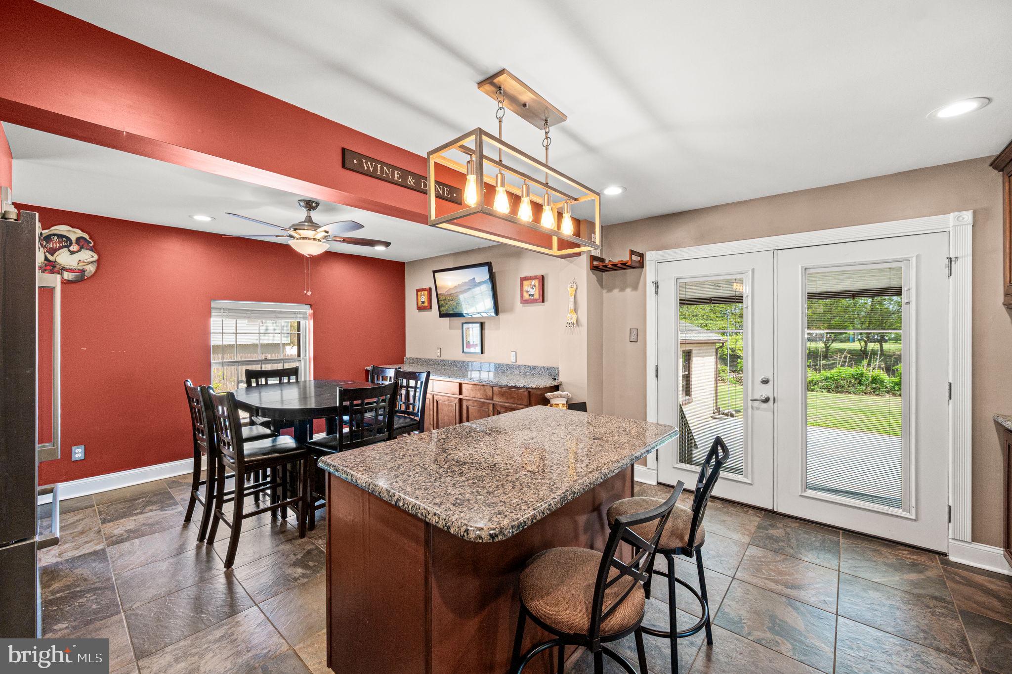 LESTER - Residential