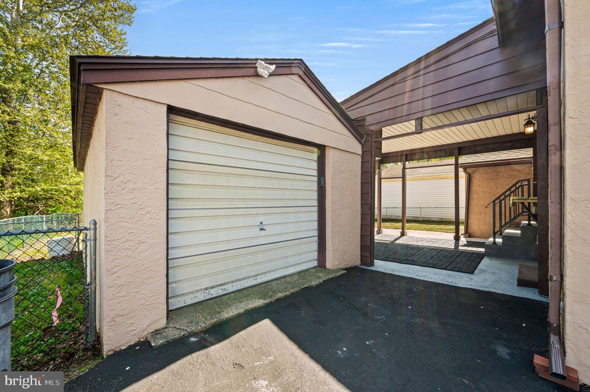 LESTER - Residential