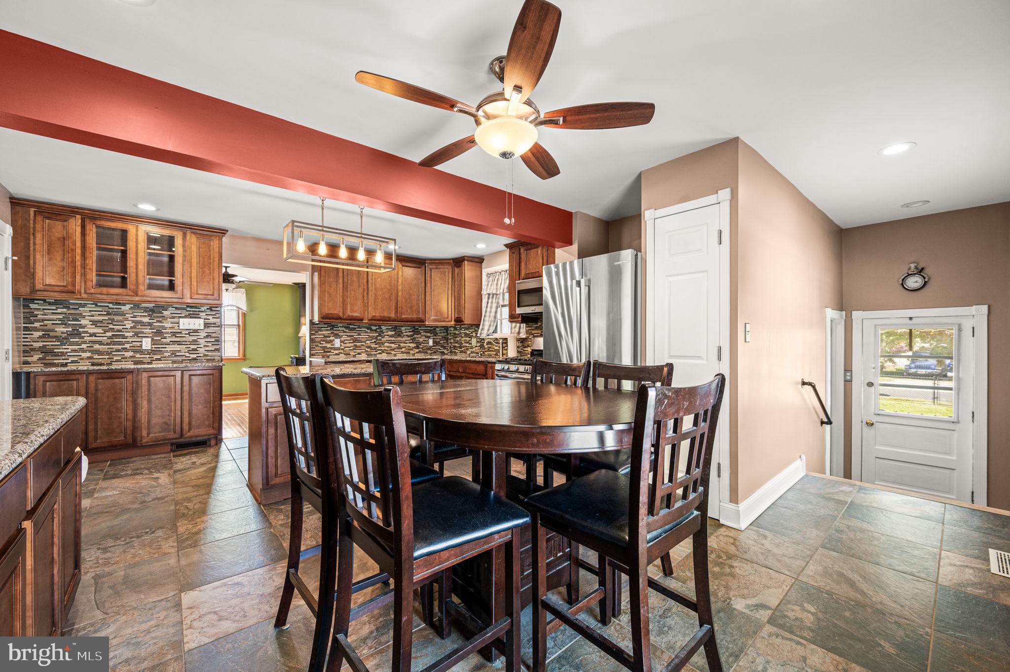 LESTER - Residential