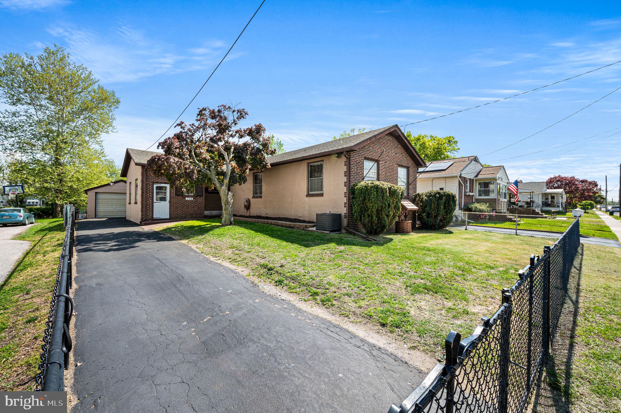 LESTER - Residential