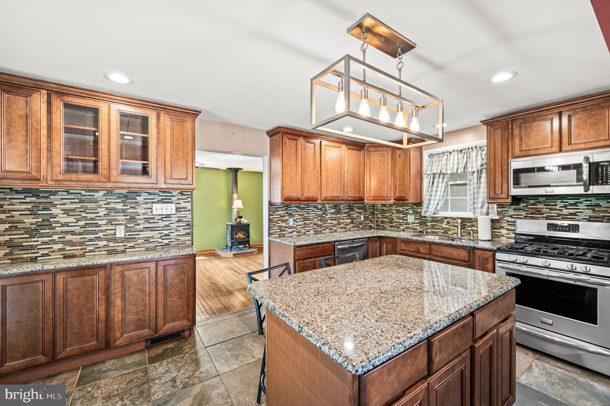 LESTER - Residential