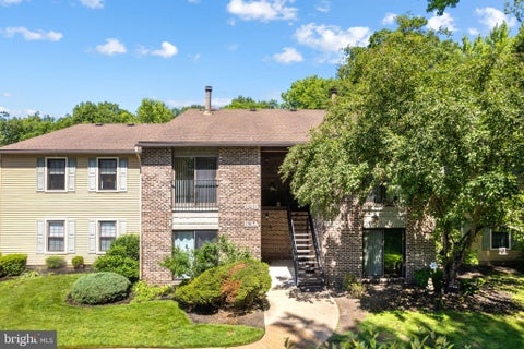 Condo For Sale - 84 W Bluebell Lane<br/> MOUNT LAUREL, NJ 08054