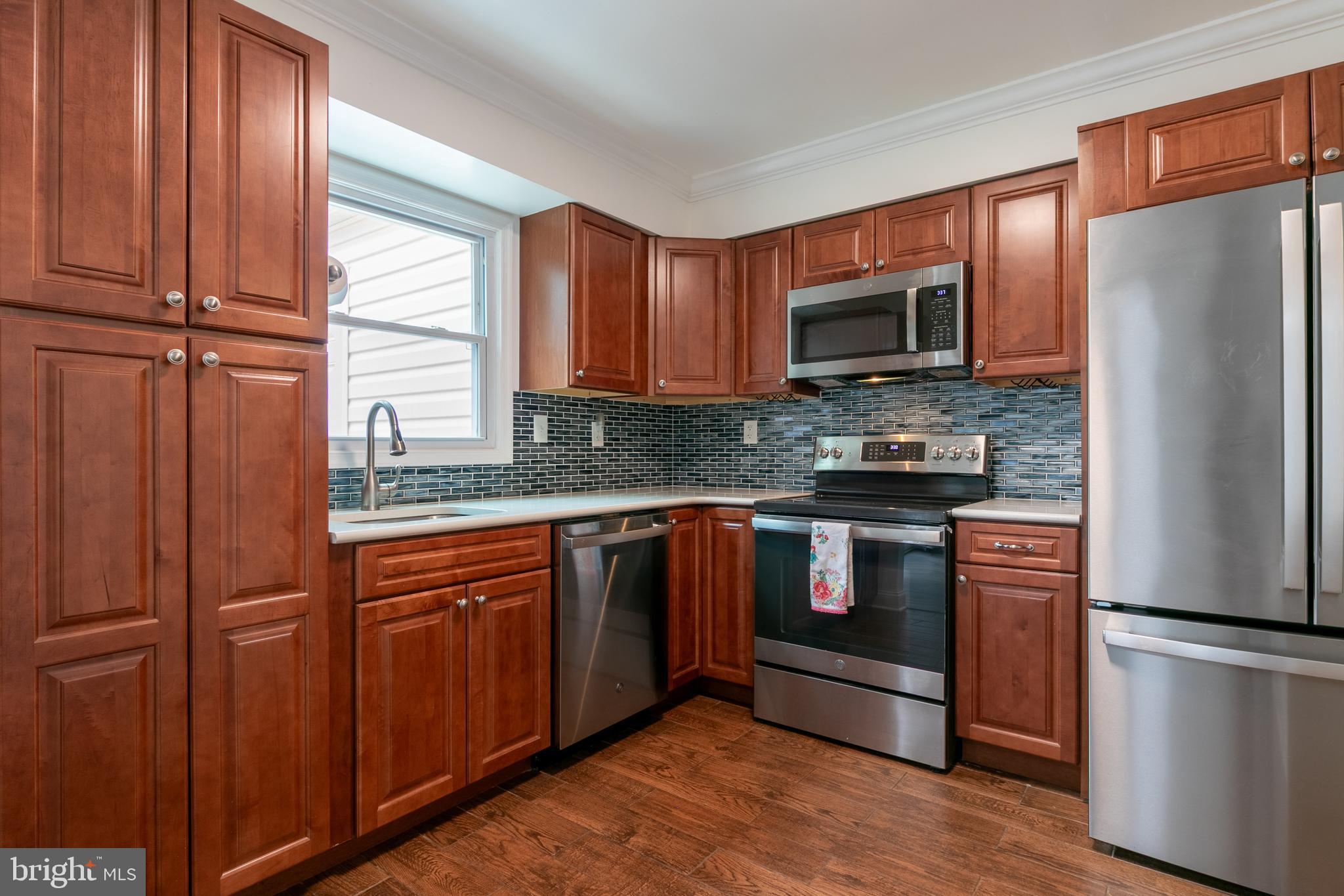 12155 DOVE CIRCLE