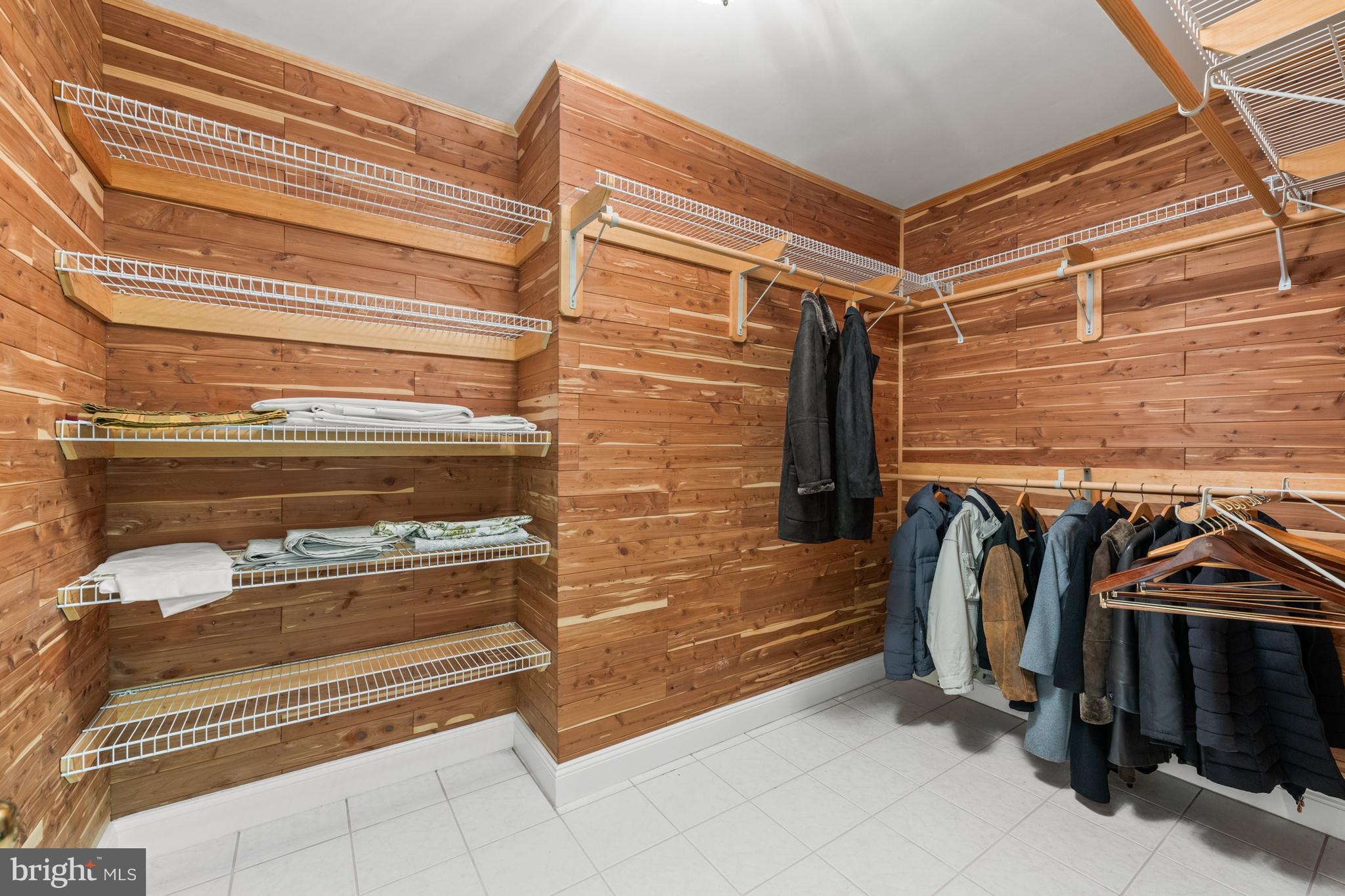 AVENEL - Residential