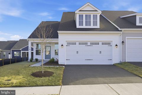 Homes For Sale - 110 Carnation Way<br/> Frederick County, WINCHESTER, VA 22603