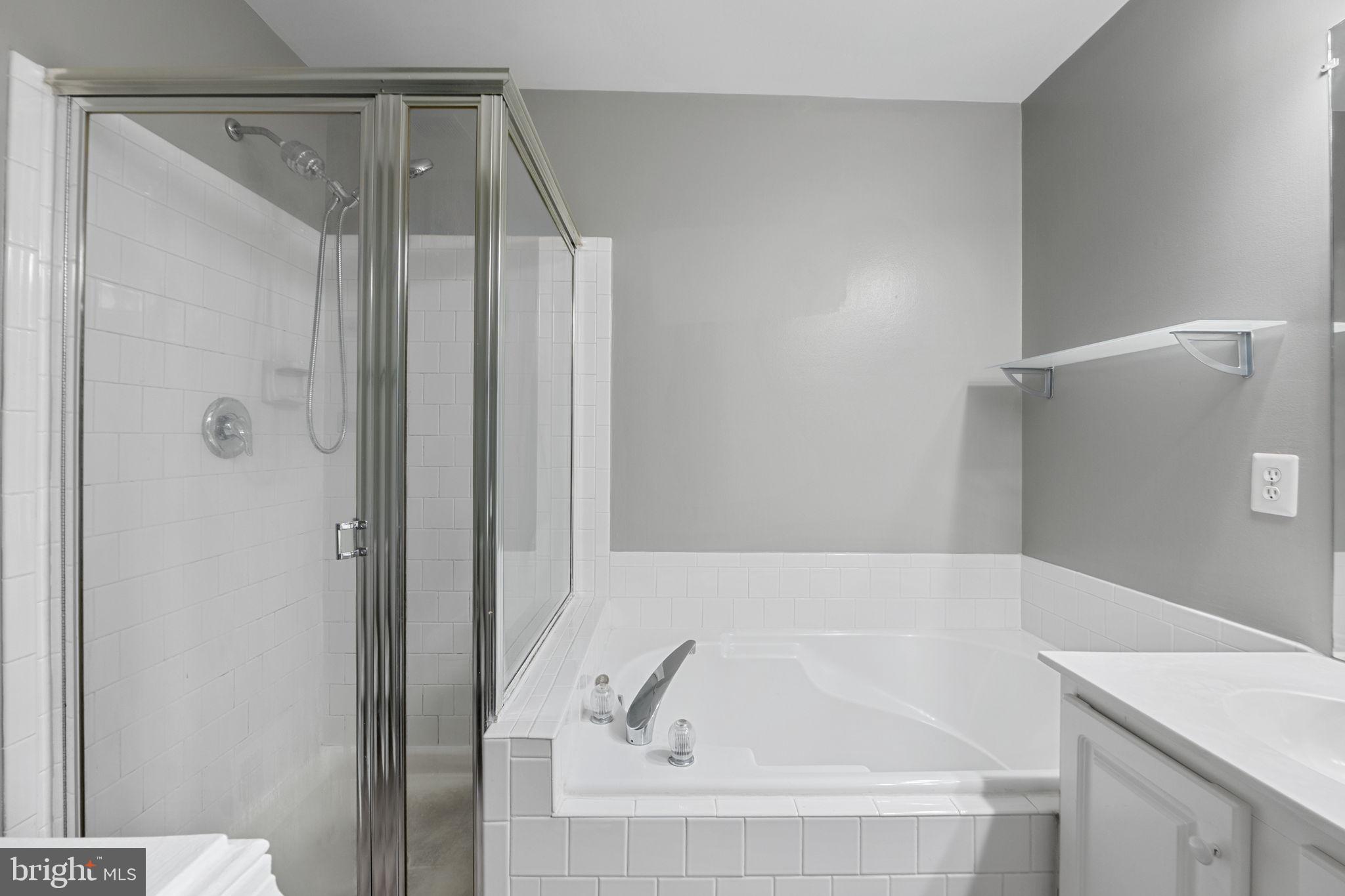 CHATHAM GREEN CONDOMINIUM - Residential Lease