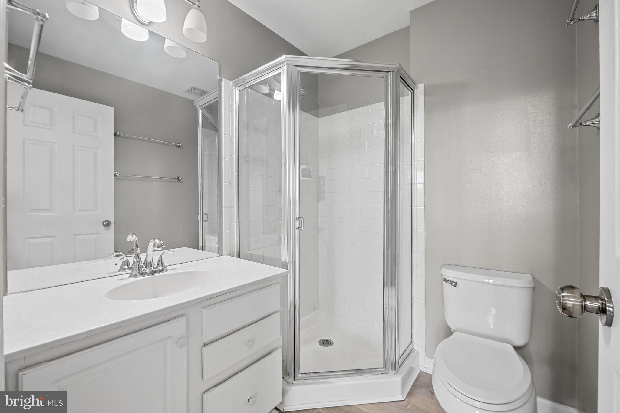 CHATHAM GREEN CONDOMINIUM - Residential Lease