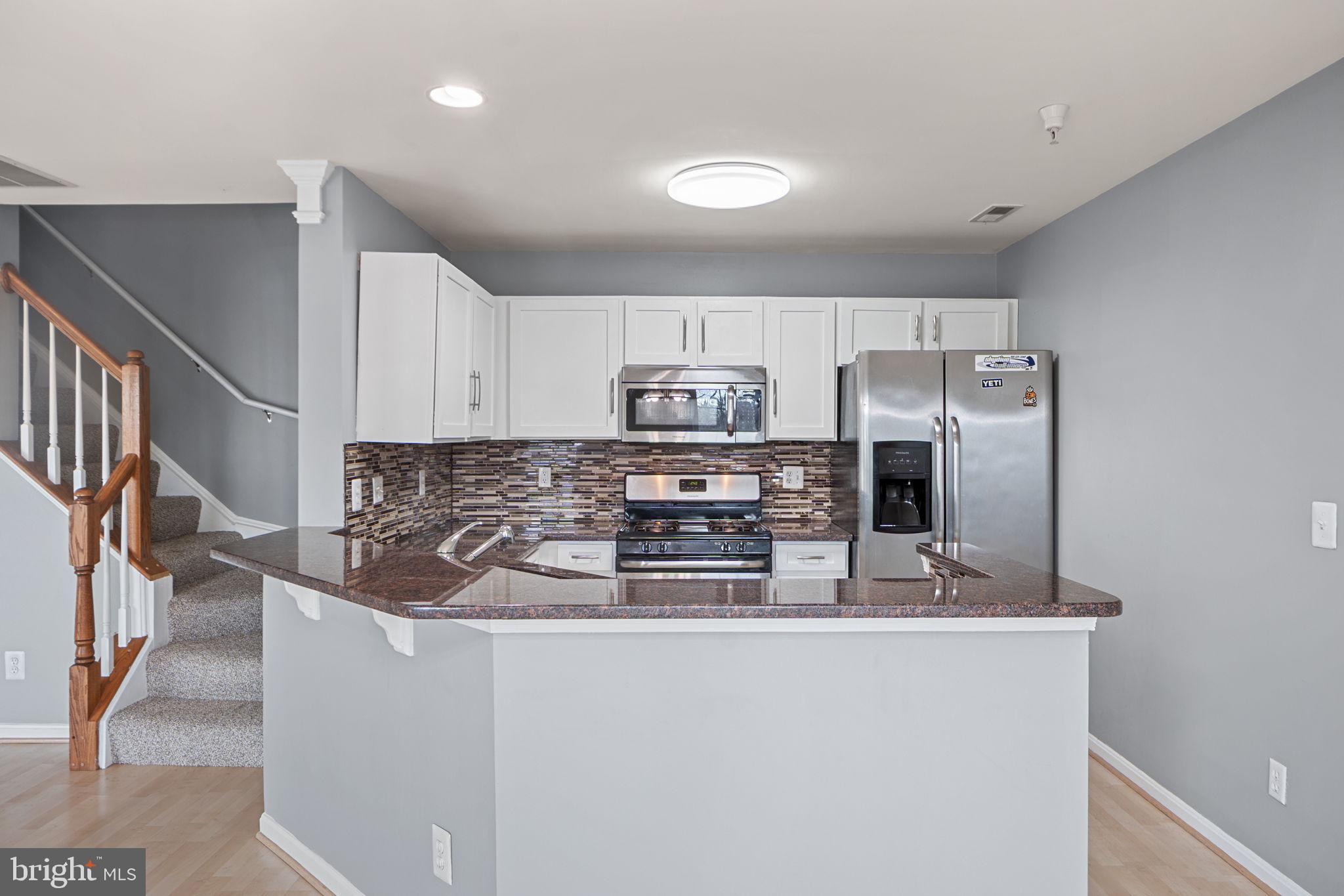 CHATHAM GREEN CONDOMINIUM - Residential Lease