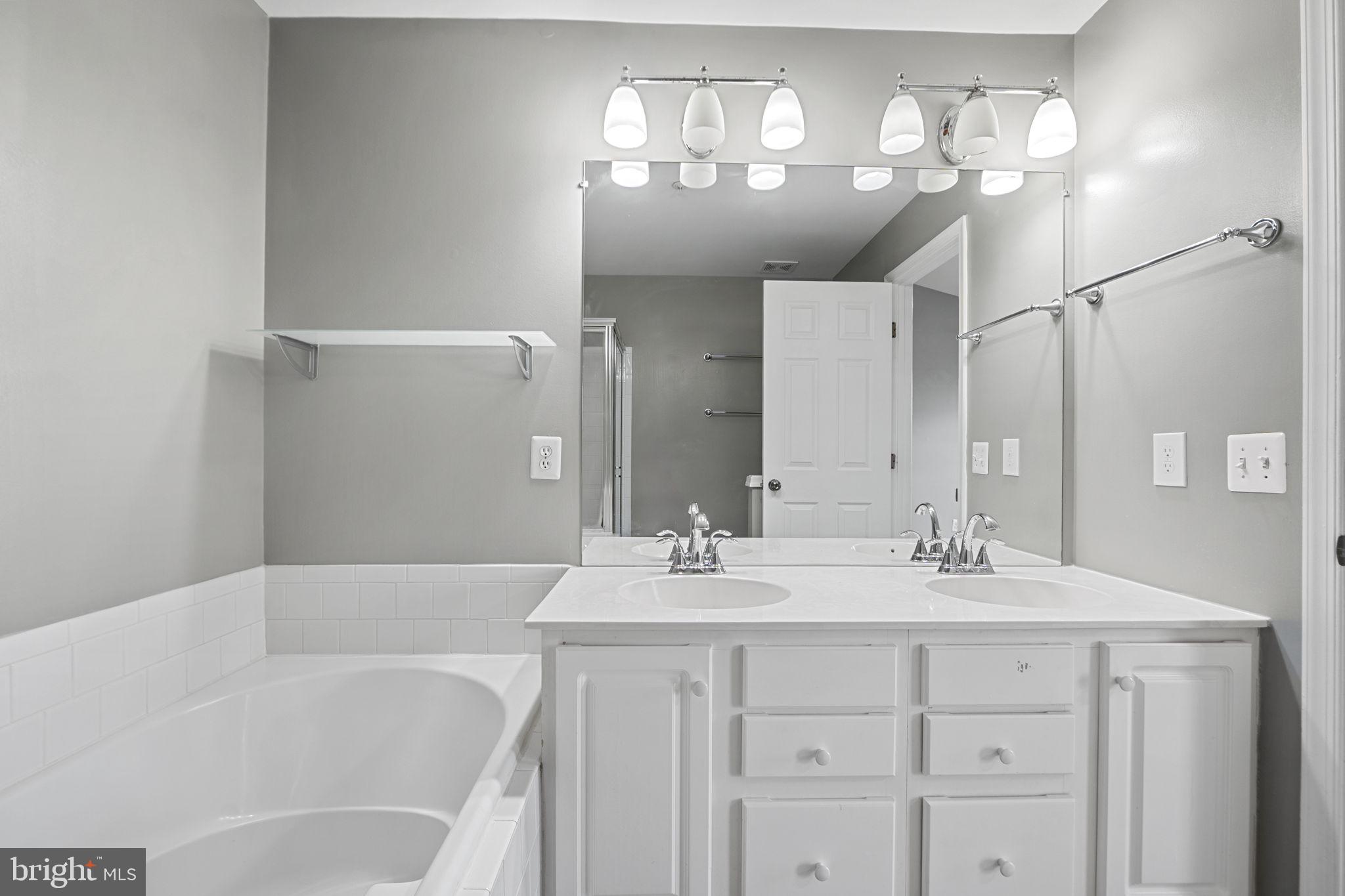 CHATHAM GREEN CONDOMINIUM - Residential Lease