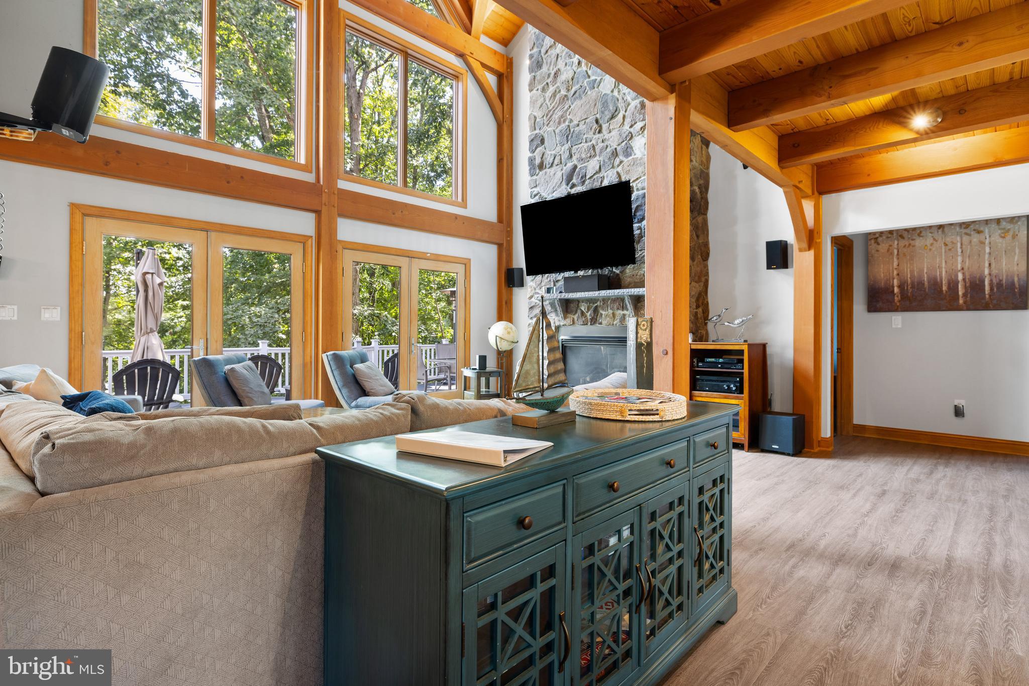 CONTRARY FOREST - Residential