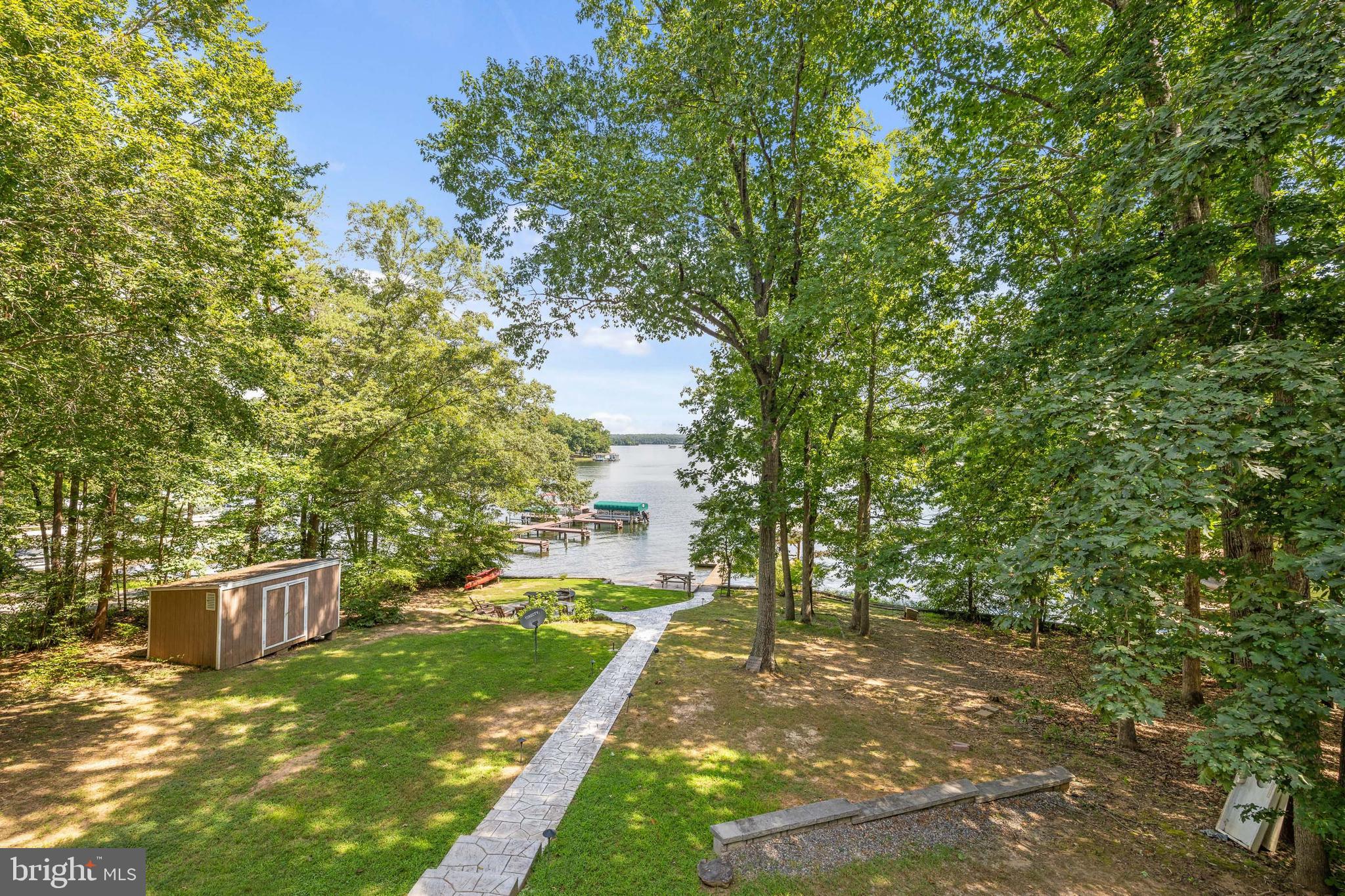 CONTRARY FOREST - Residential