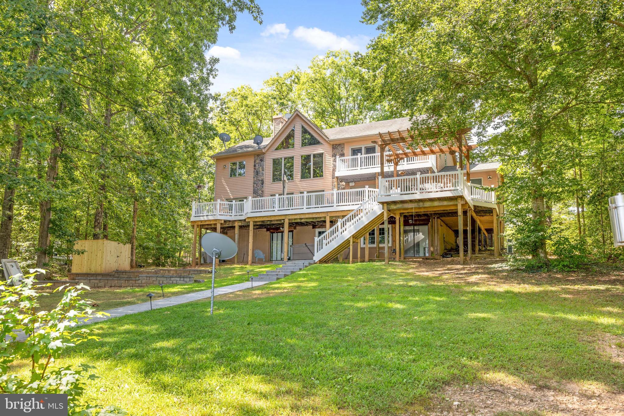 CONTRARY FOREST - Residential