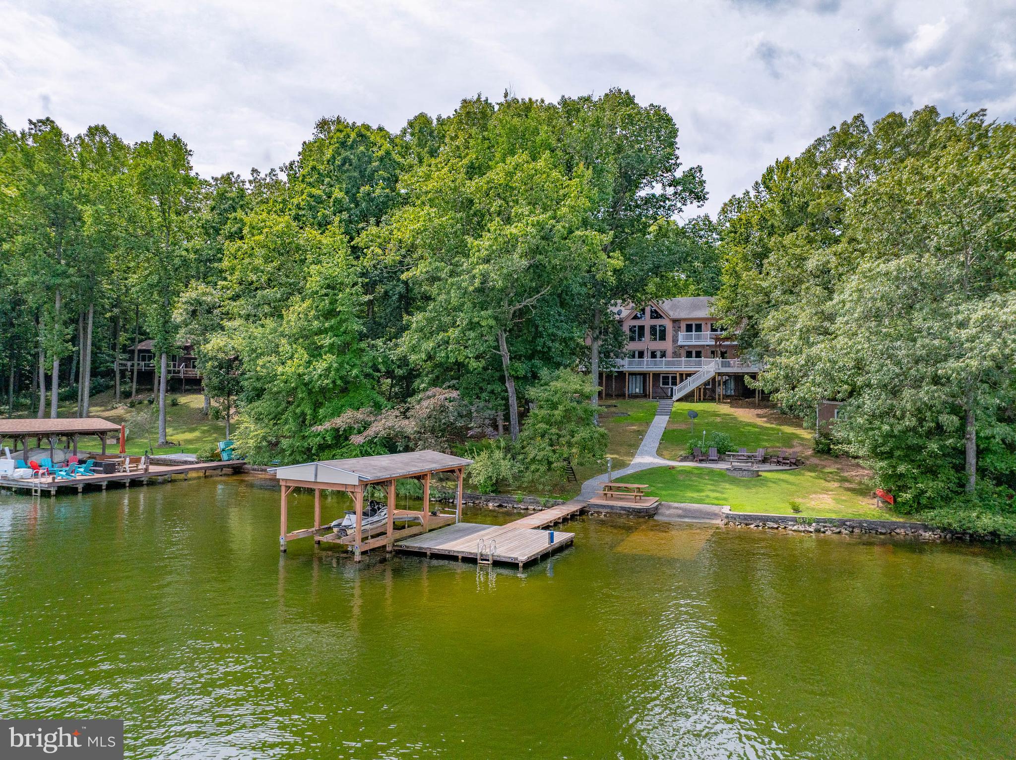 CONTRARY FOREST - Residential