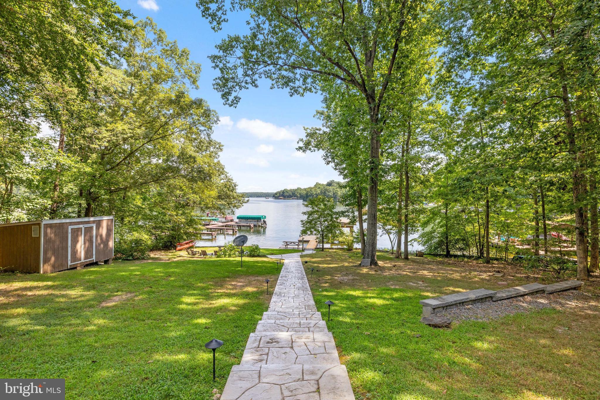 CONTRARY FOREST - Residential