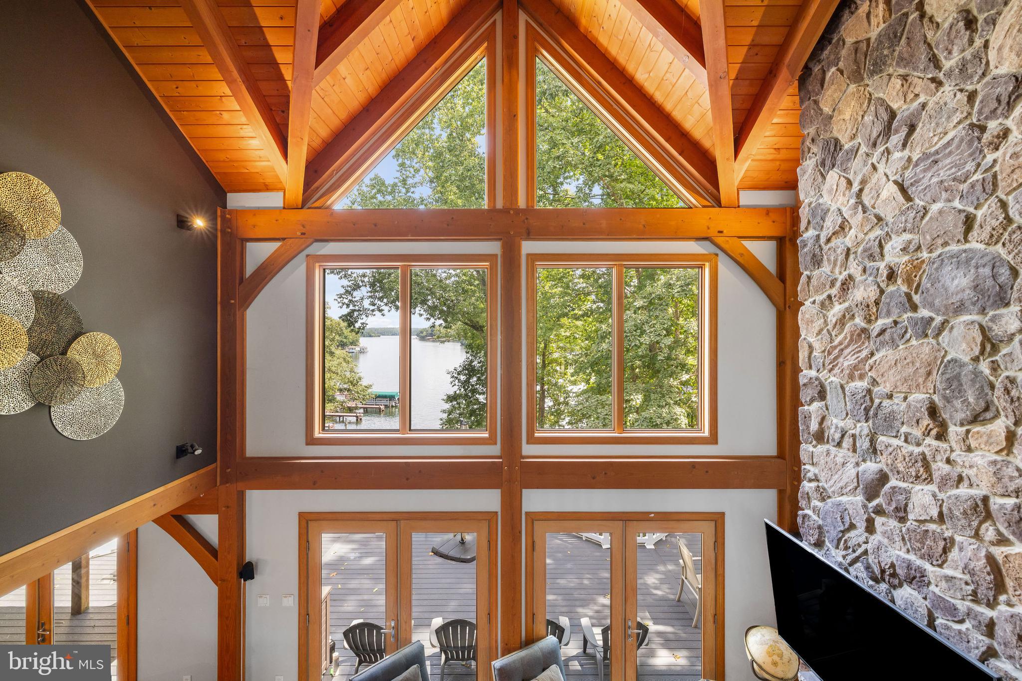 CONTRARY FOREST - Residential