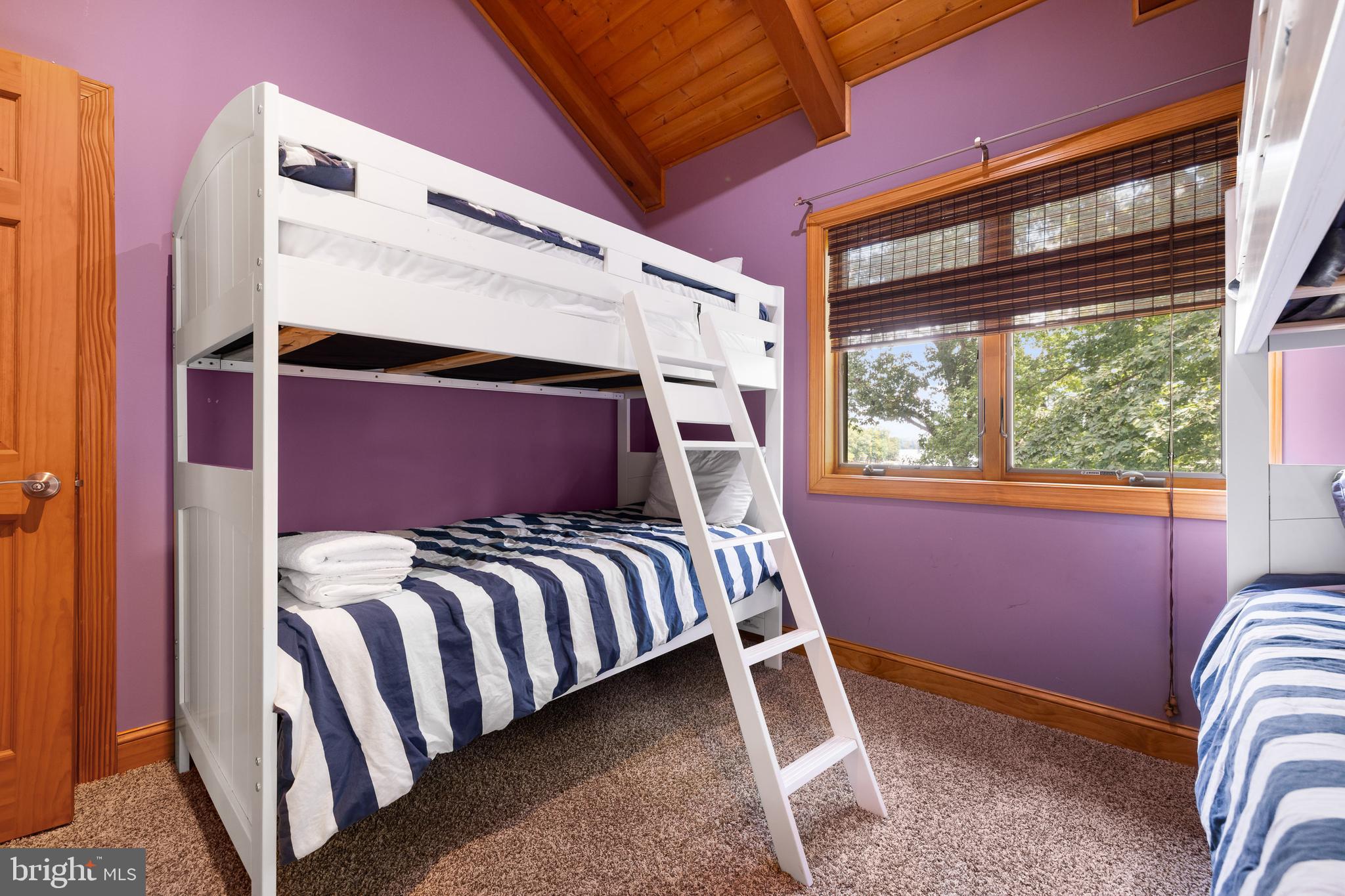 CONTRARY FOREST - Residential