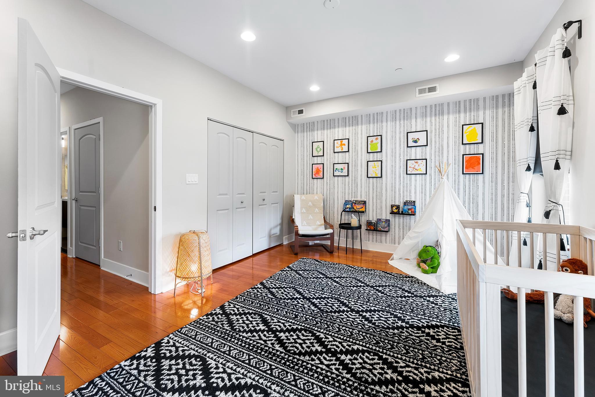 MANAYUNK - Residential