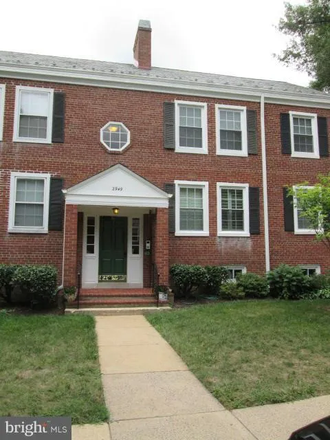Additional image 2 of 2949 Columbus Street Unit B2, Arlington, VA 22206