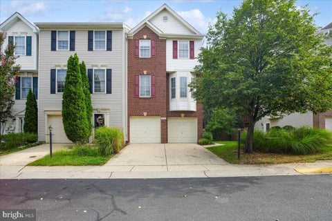 Townhouse For Rent - 272 Braxton Way<br/> EDGEWATER, MD 21037