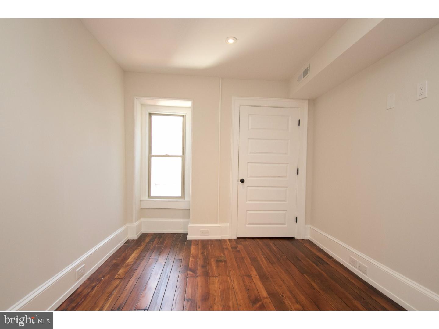 GRADUATE HOSPITAL - Residential Lease