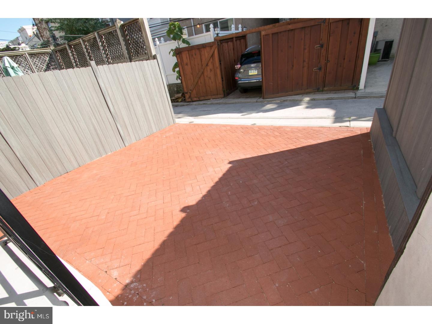 GRADUATE HOSPITAL - Residential Lease