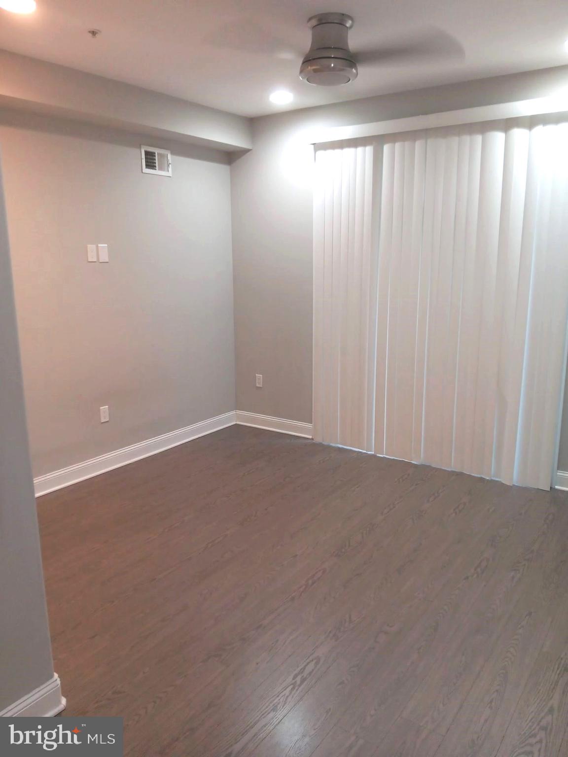 KENSINGTON - Residential Lease